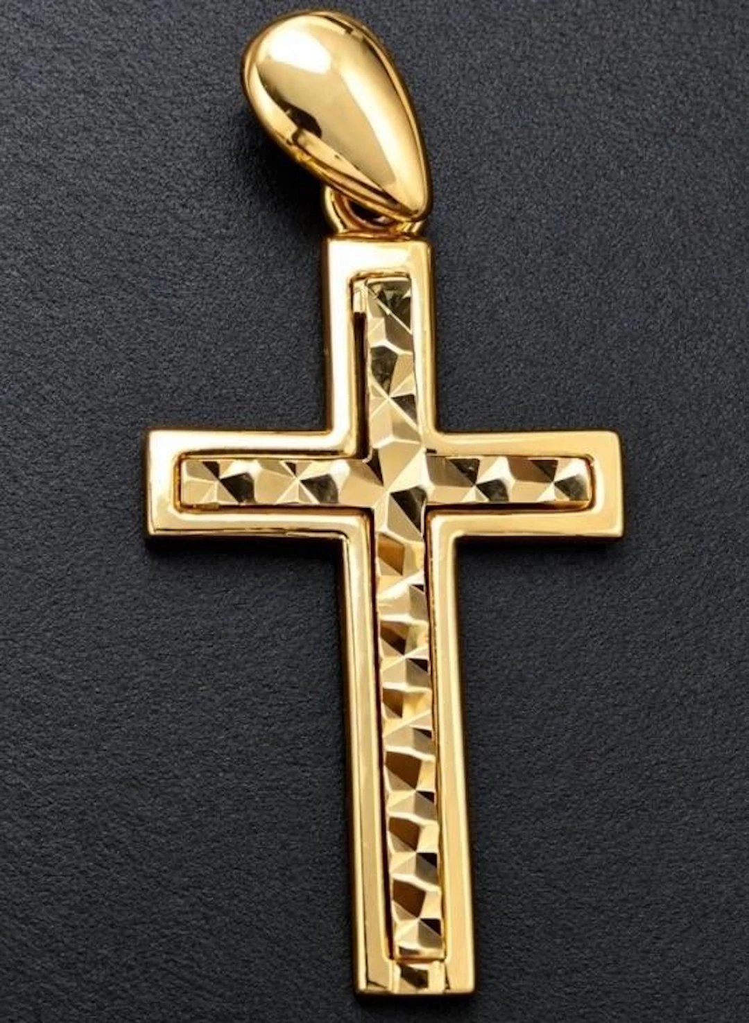 $1000, 14k(1.35g), pendant, retail value $1000