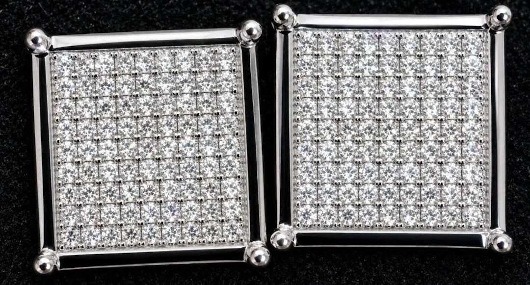 $2750, 10k(3.73g), natural diamond (0.5ct) earrin
