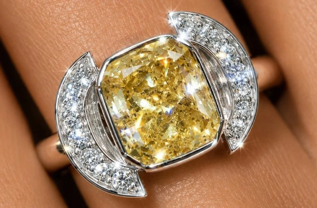 $6105, 10K(2.71g), NATURAL COLOR DIAMOND (1.5+0.1c