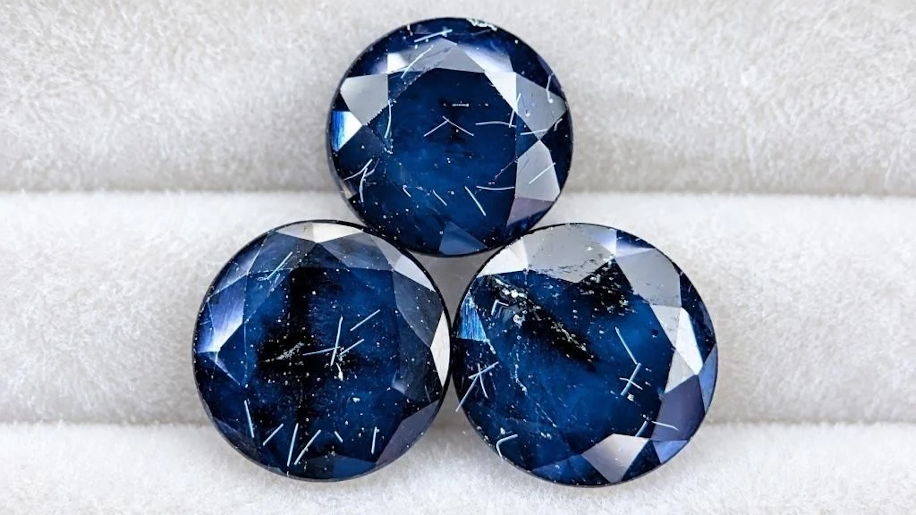 $60, sapphire (3ct)gemstone, retail value $60