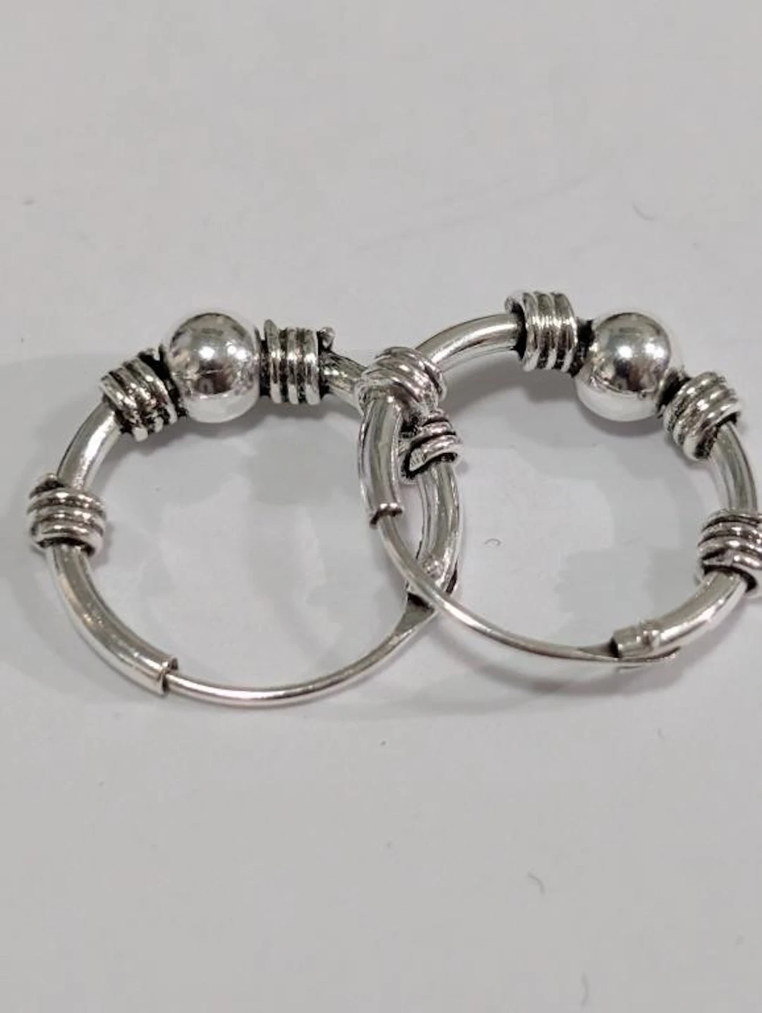 $40, SilverEarring, appraised/retail value $40