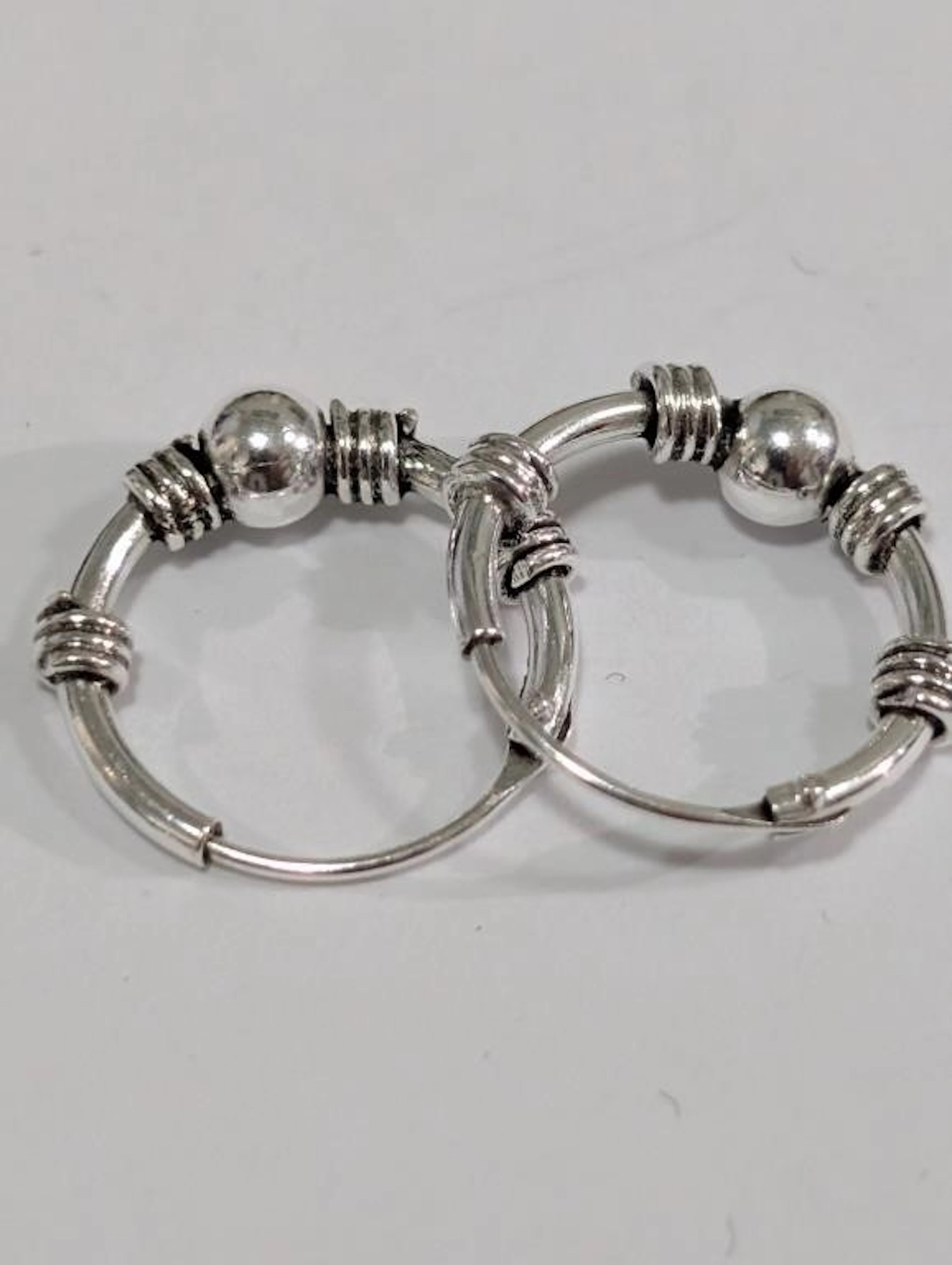 $40, SilverEarring, appraised/retail value $40