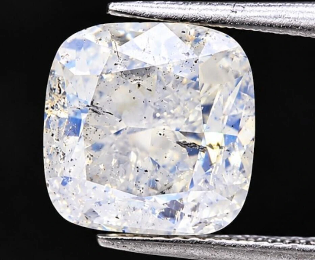 $16848* GIA Certified, natural diamond 4.01ct.Cush