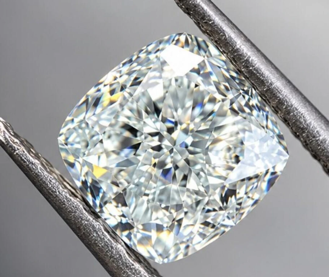 $51679* GIA Certified, natural diamond 1ct.CUSHIO