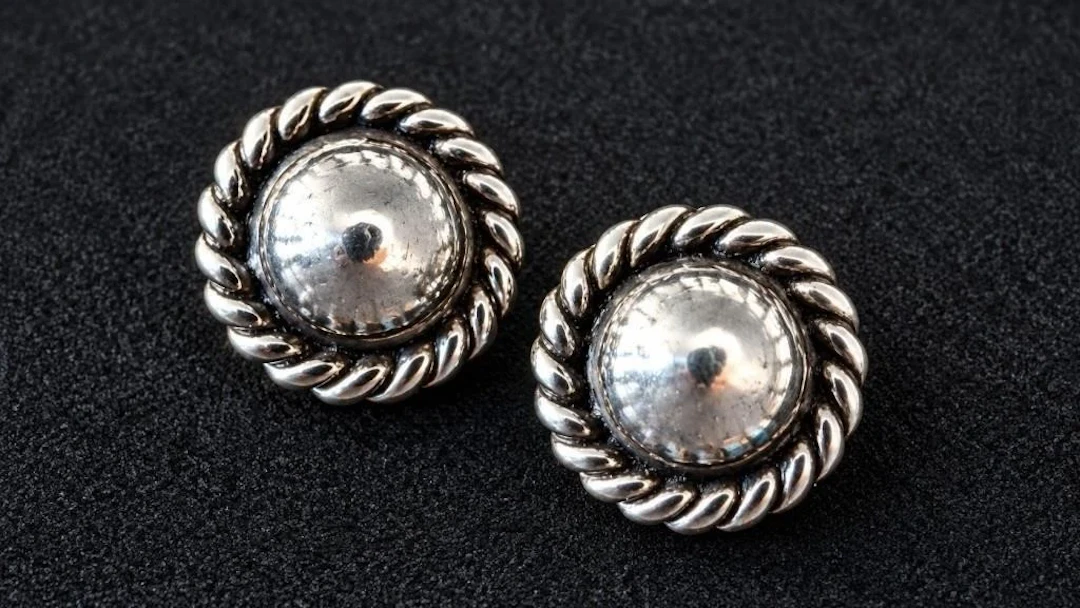 $30, silverearing, retail value $30