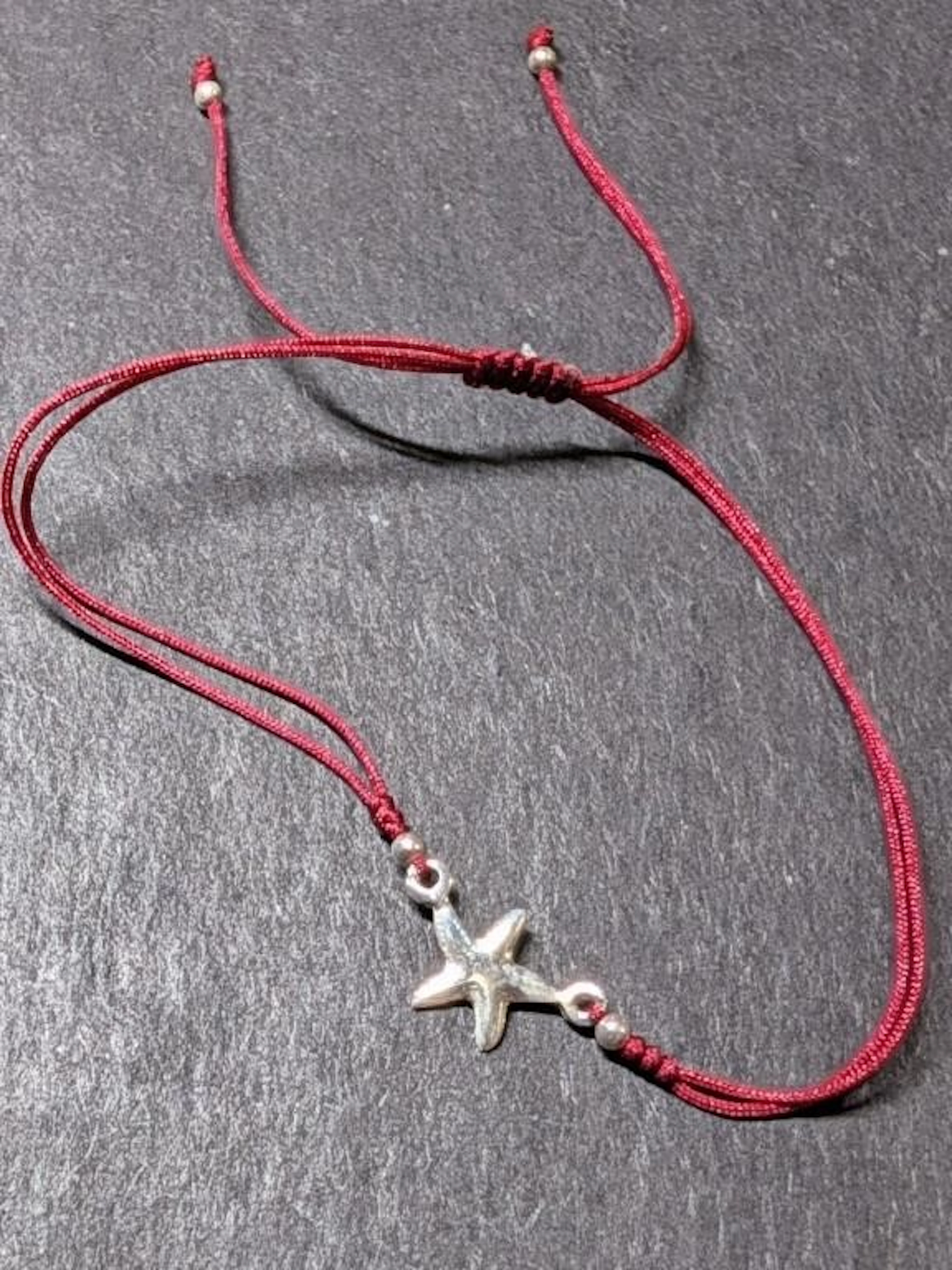 $20, bracelet, appraised/retail value $20