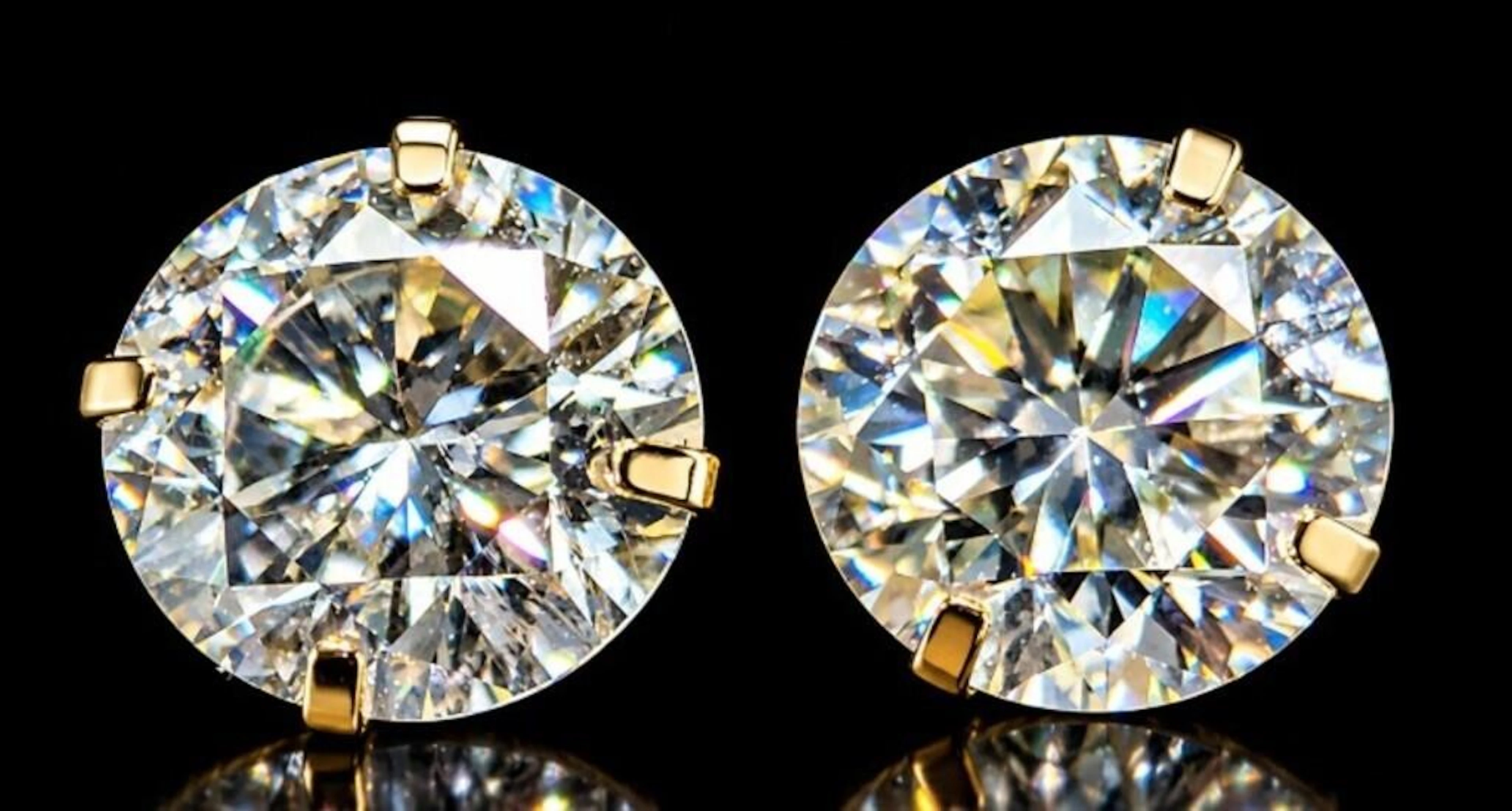 $1150, 14k(0.4g), lab diamond (0.82ct)earring, app