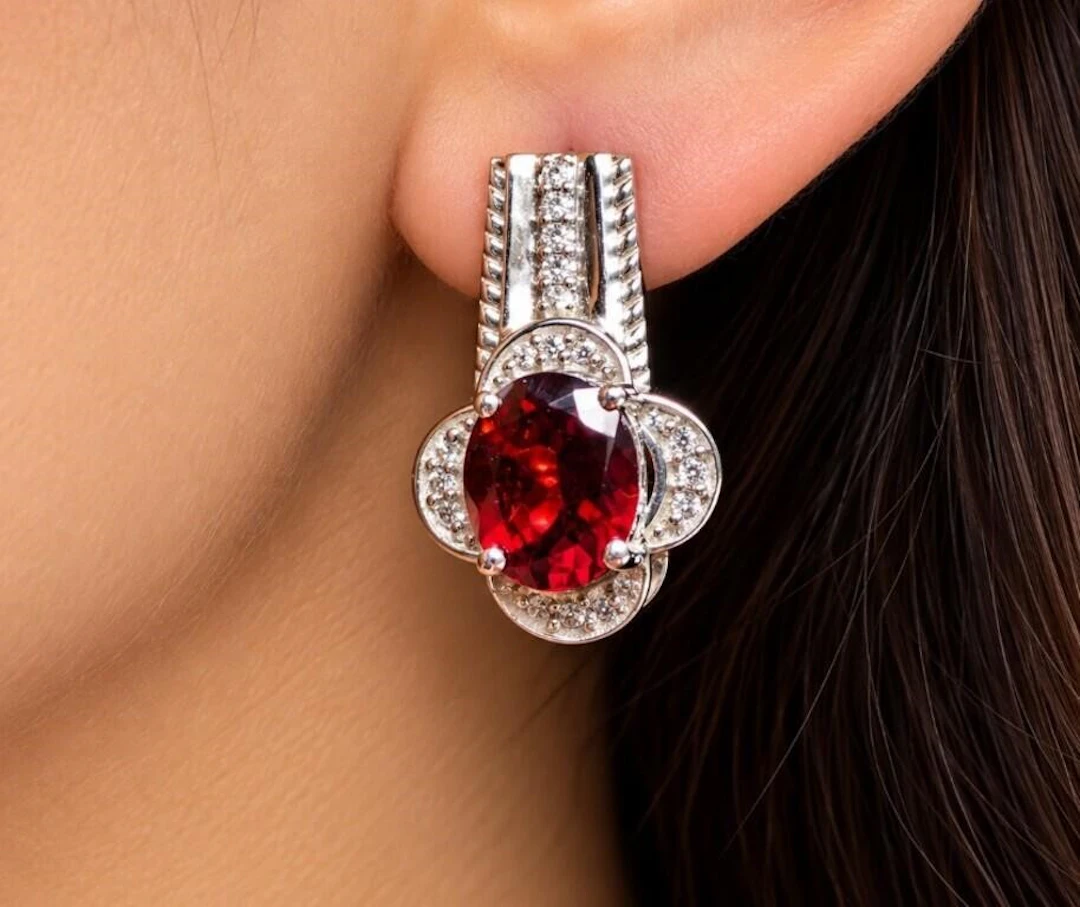 $300, silver(4.8g), garnet cz (app 3ct)earring, re