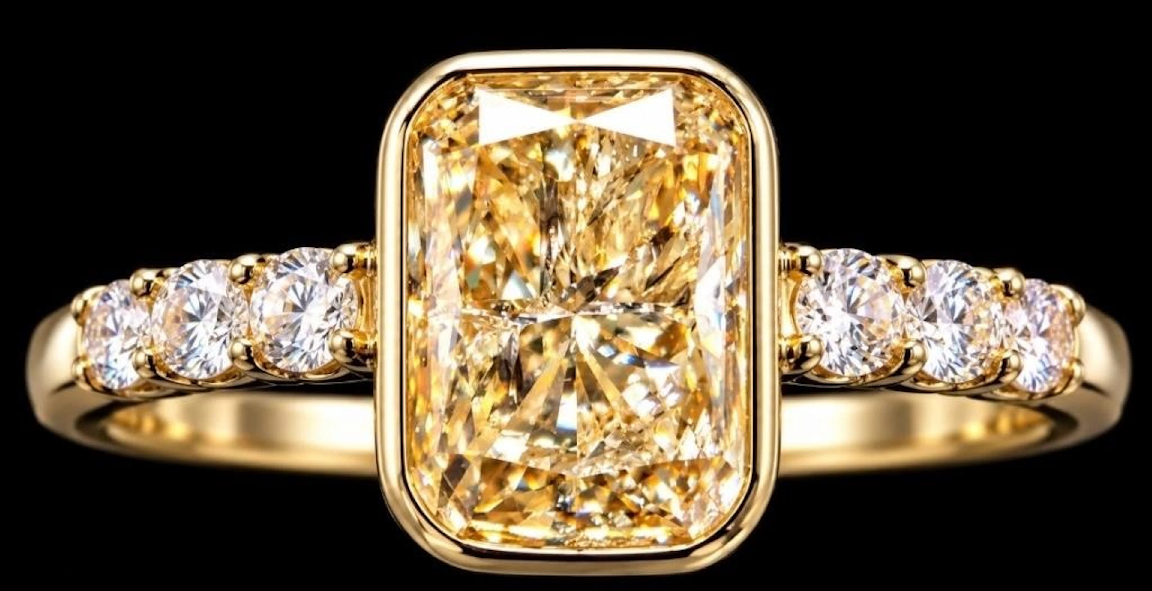 $2850, 10k(1.44g), diamond (1ct), diamond (0.06ct)