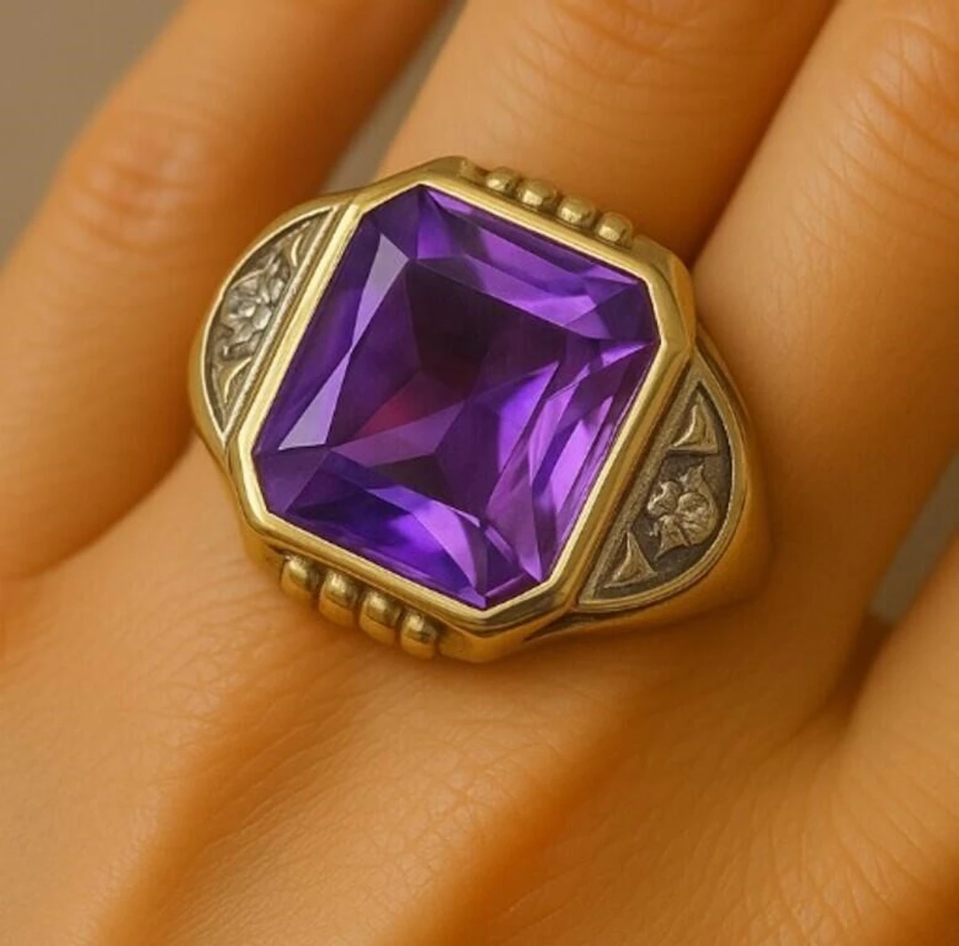 $7600, 10k(9.88g), czring, size , retail value $76