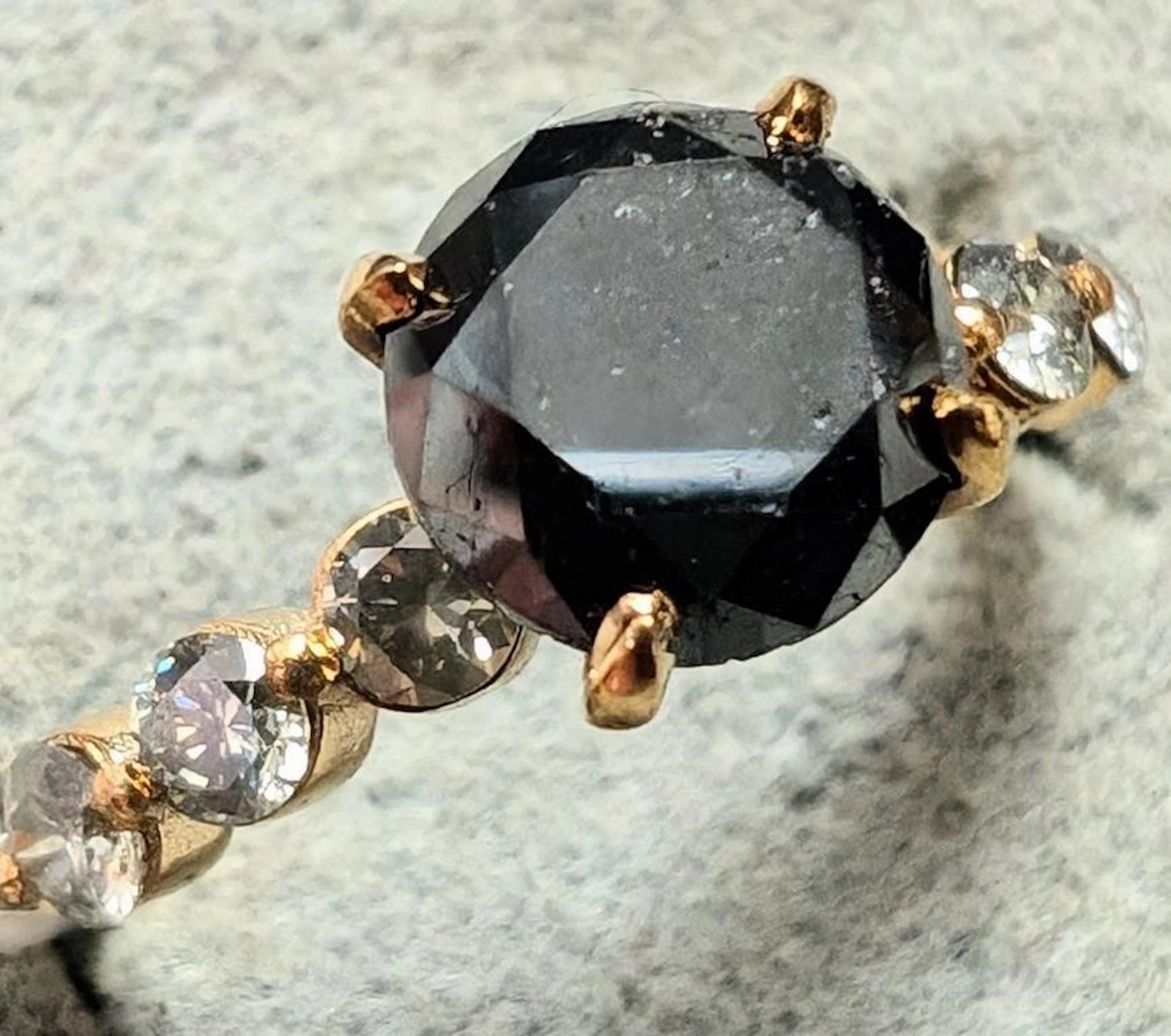 $2835, 10k(2.15g), black diamond (1.4ct), diamond