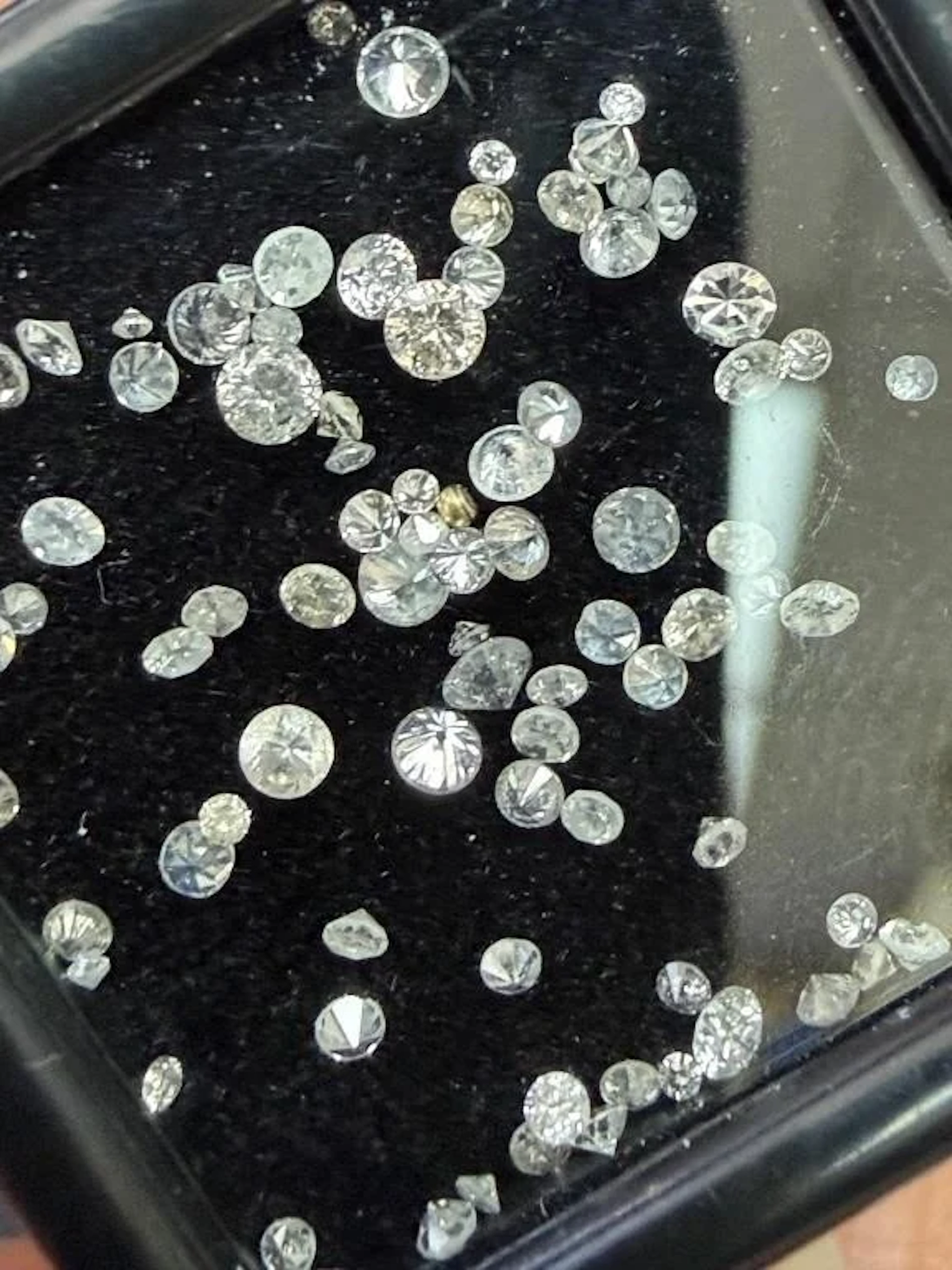 $500, natural diamond (1ct), retail value $500