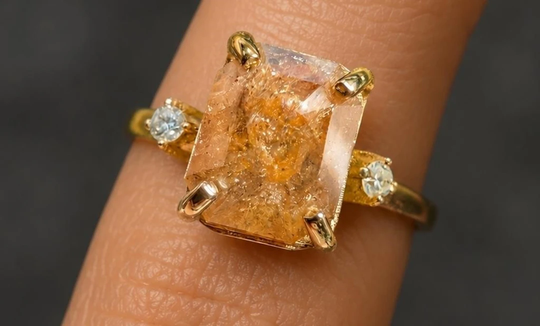 $3500, 10k(1.76g), natural diamond (1.46ct) ring