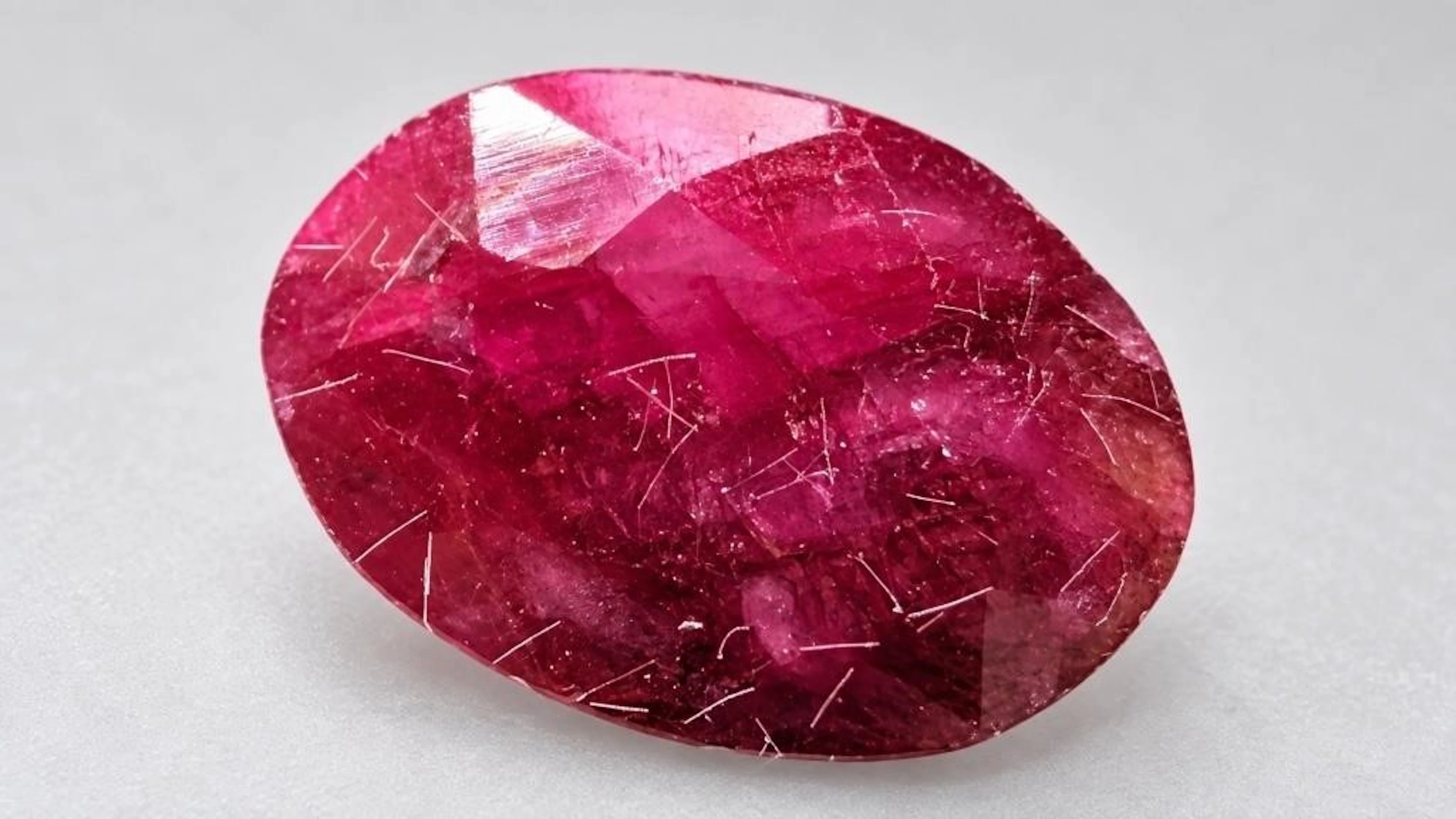 $400, Genuine enhanced ruby (1.7ct)gemstone, retai