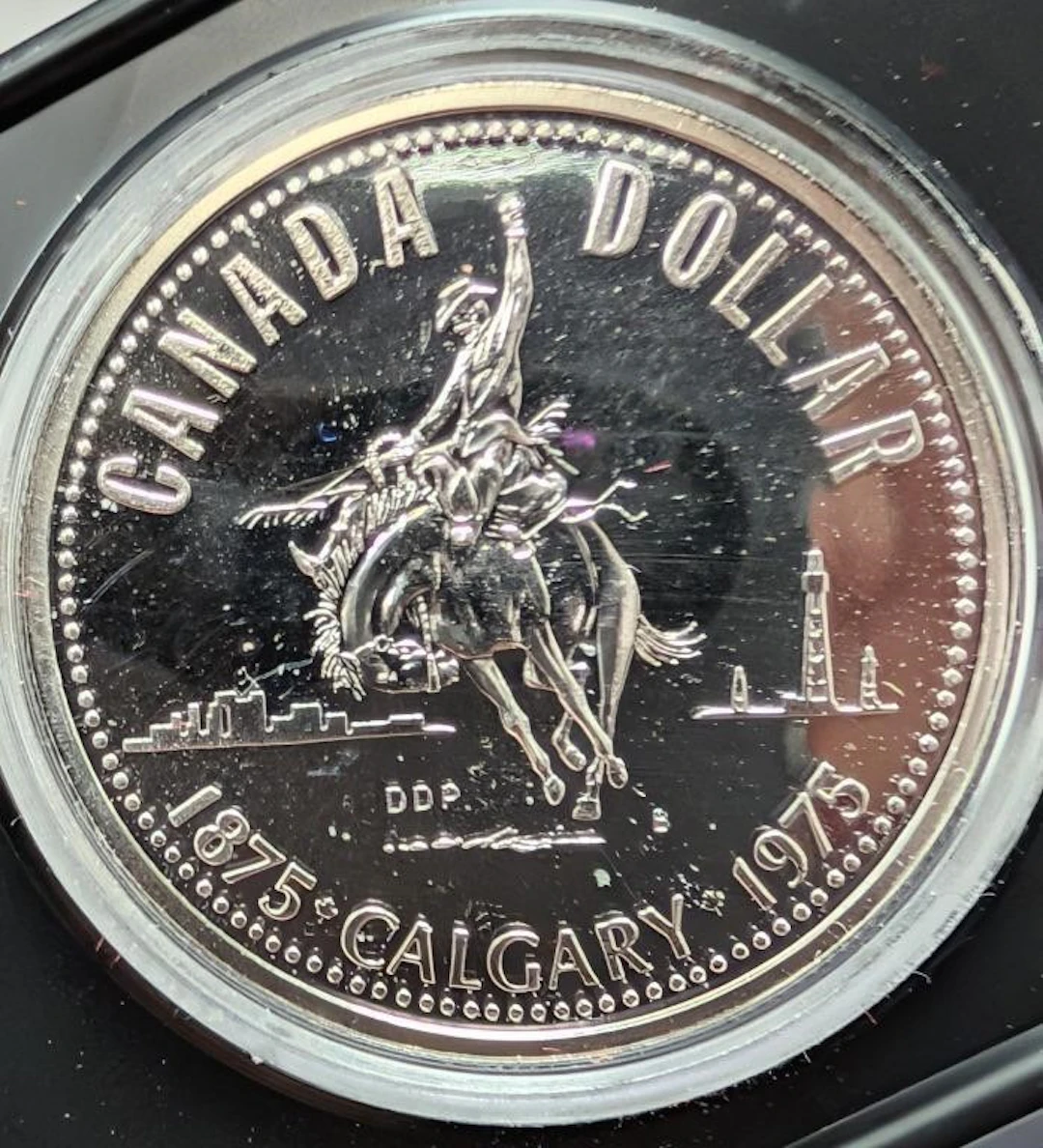 ., Silver (23.3g) dollar mint condition coin, ret