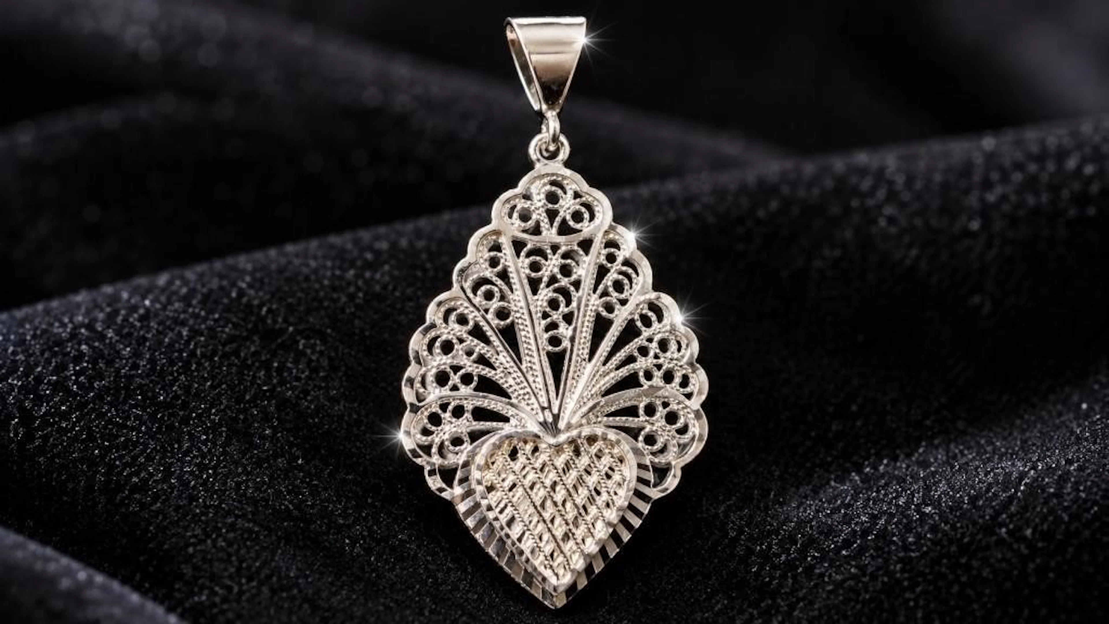 $65, Silver(3.18g), Pendant, appraised/retail valu
