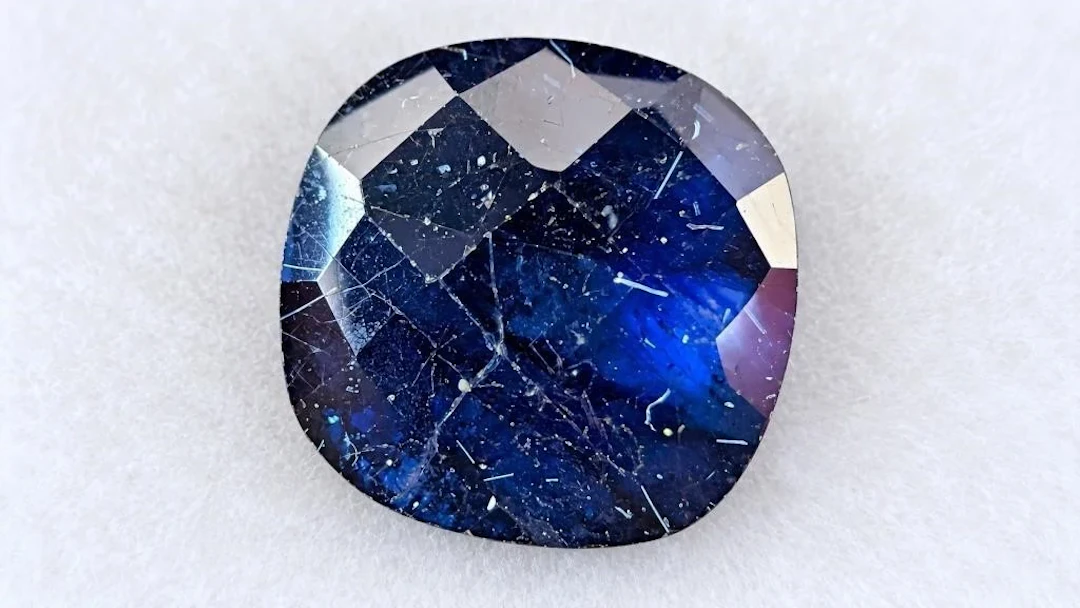 $40, sapphire (2ct)gemstone, retail value $40