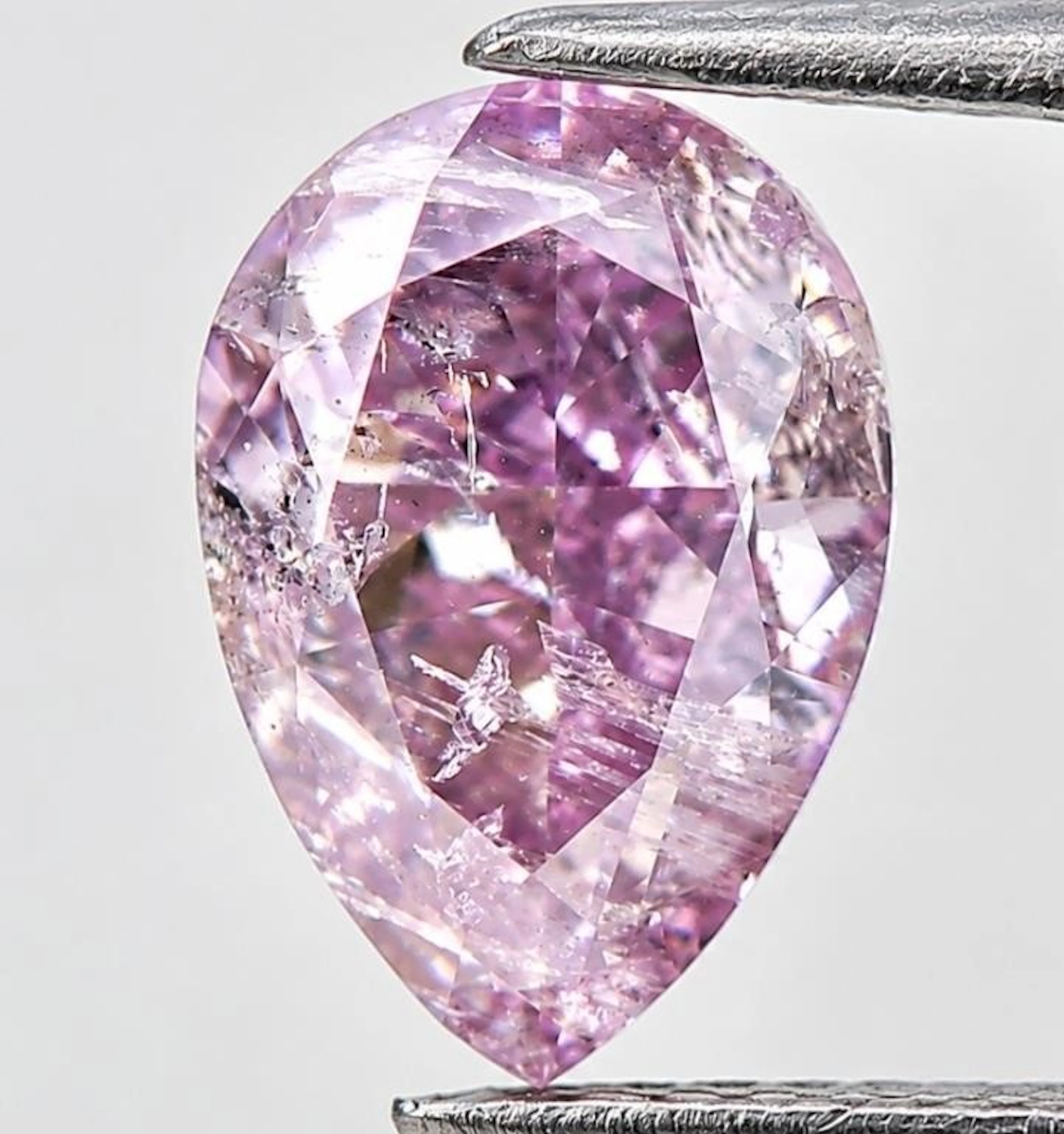 $231089* GIA Certified, natural diamond 2.02ct.PEA