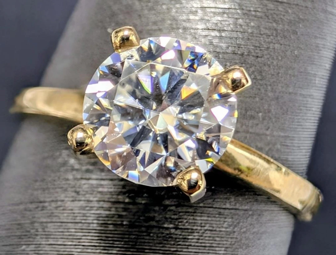 $1800, 10k(2.2g), moissanite (1ct)ring, size 6.5
