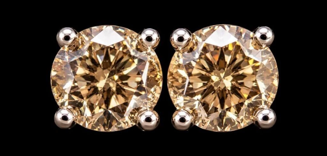 $1400, 14klab diamond (0.55ct)earring, retail valu
