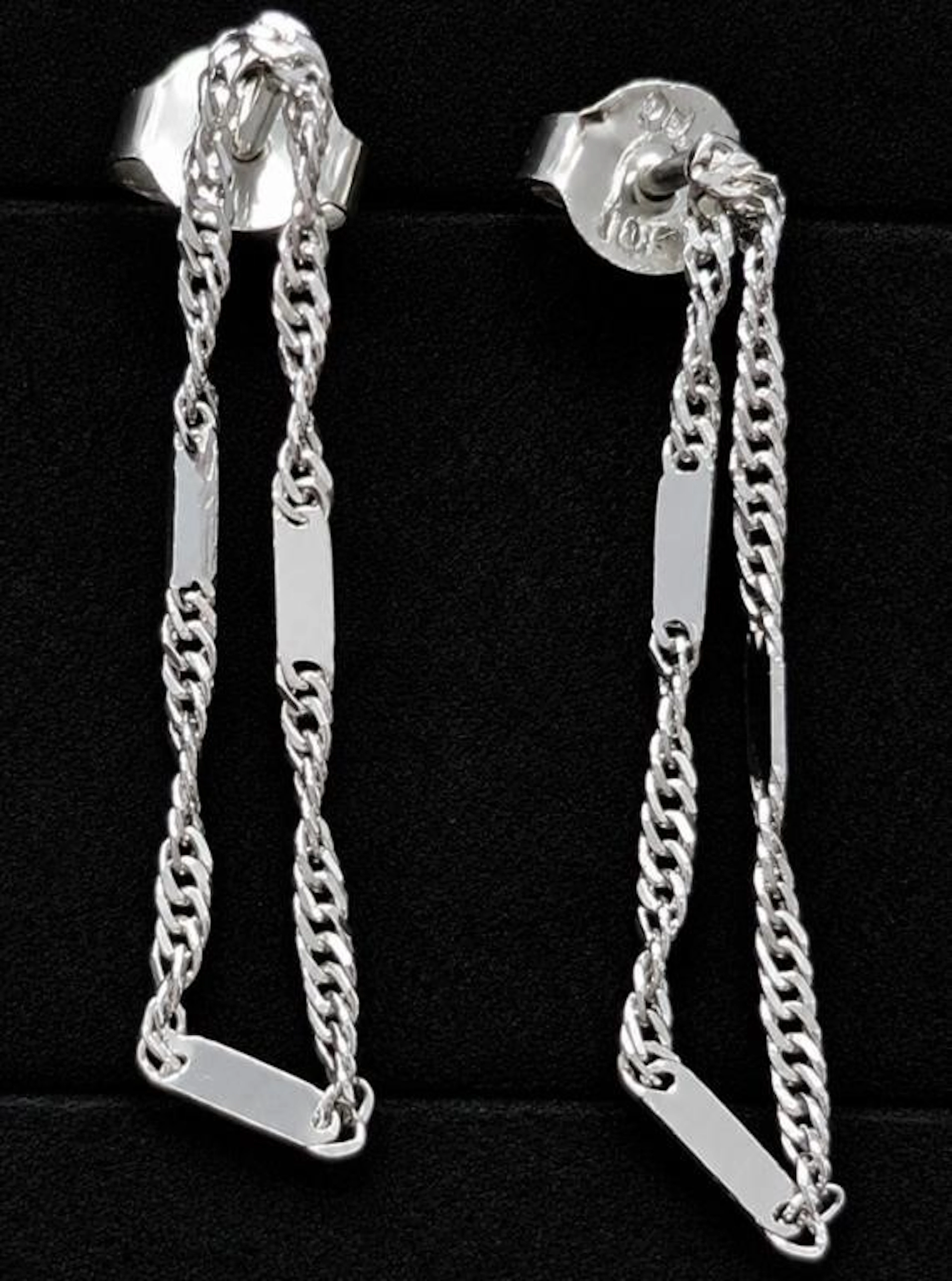 $380, 10k(0.56g), earring, retail value $380