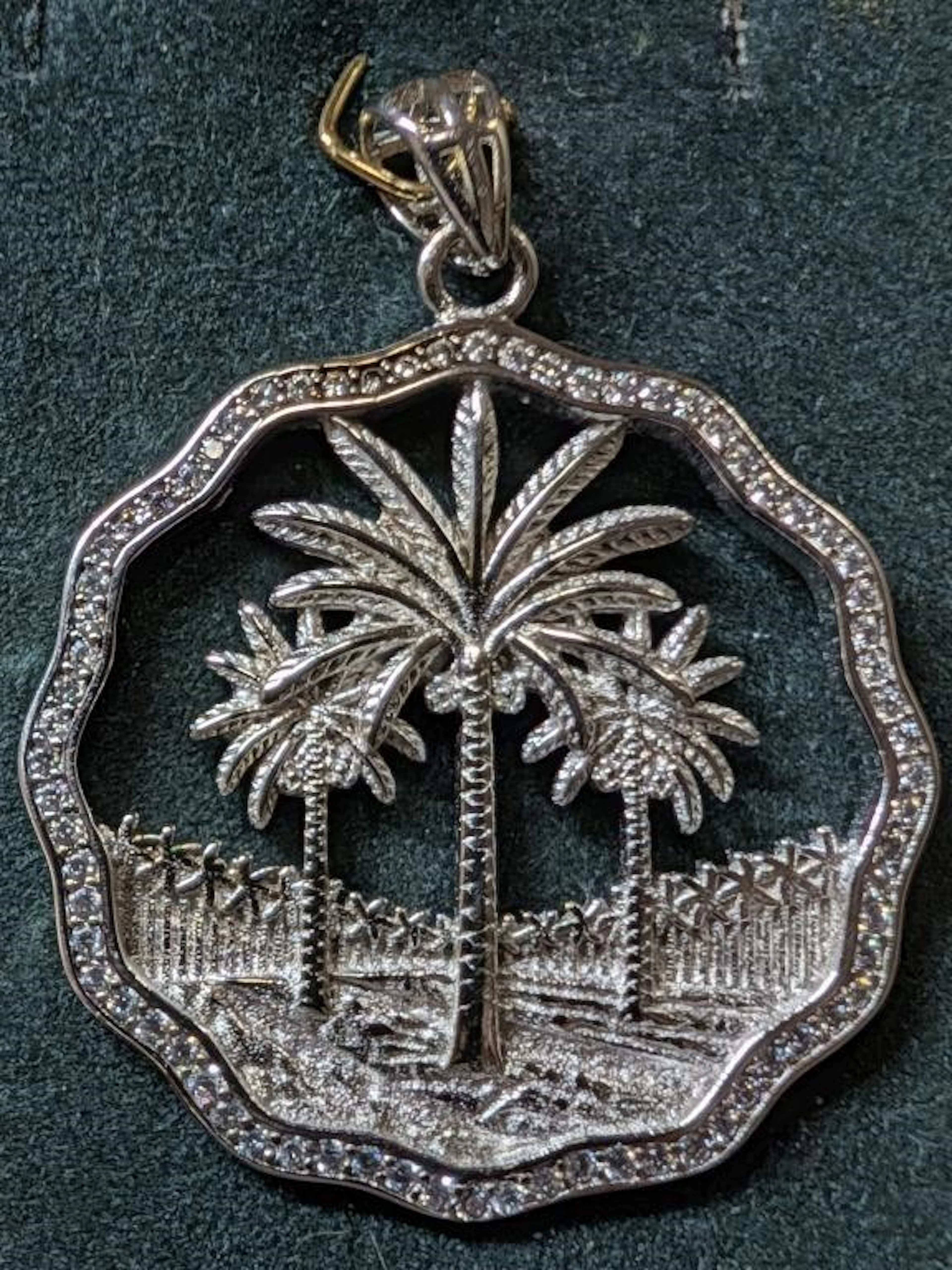 $95, Silver(4.67g), Pendant, appraised/retail valu