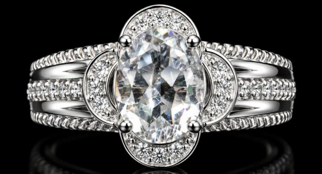 $280, silver(4.11g), white topaz (1.5ct)ring, size