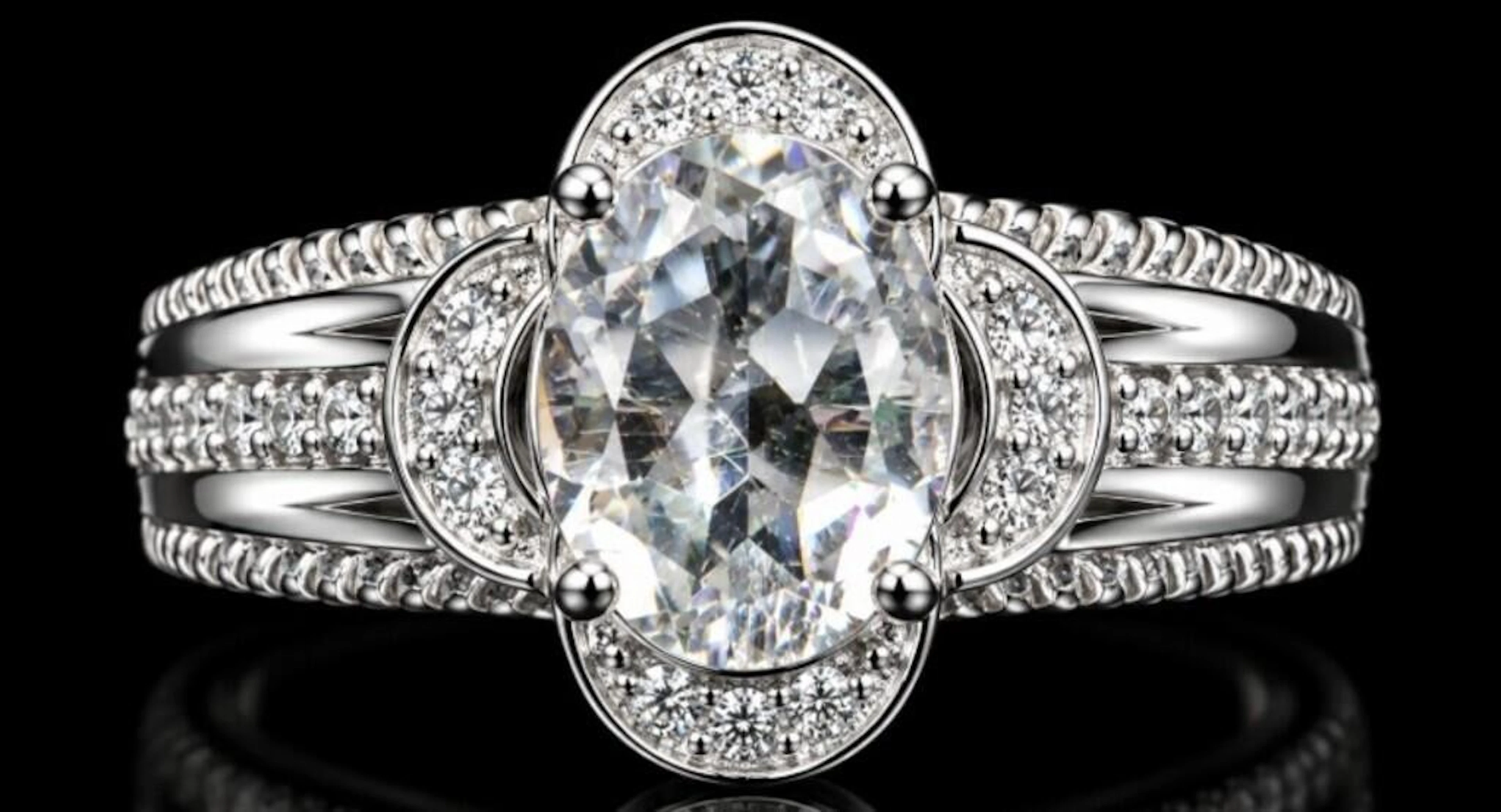 $280, silver(4.11g), white topaz (1.5ct)ring, size