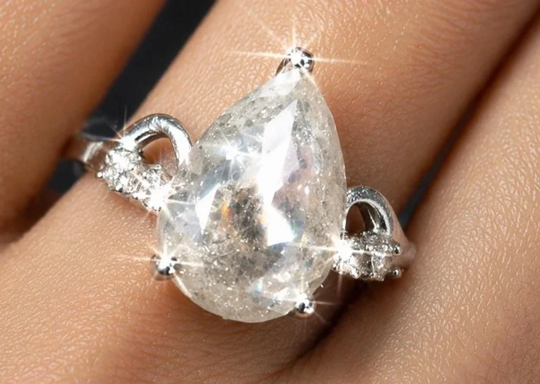 $6900, Platinum(3.1g), natural diamond (2.45ct