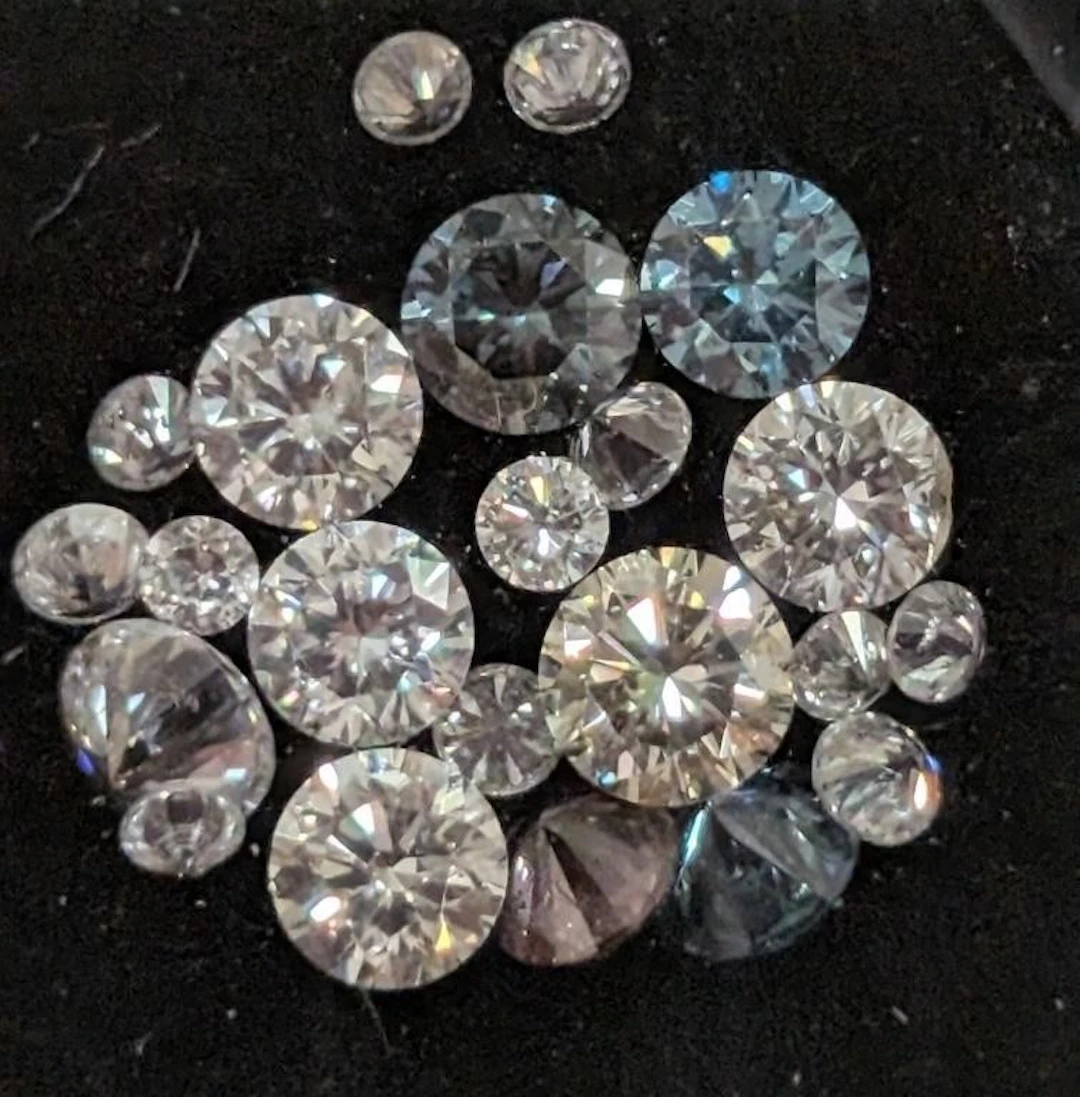 $400, Asstd Lab Diamond (app 1ct), appraised/retai