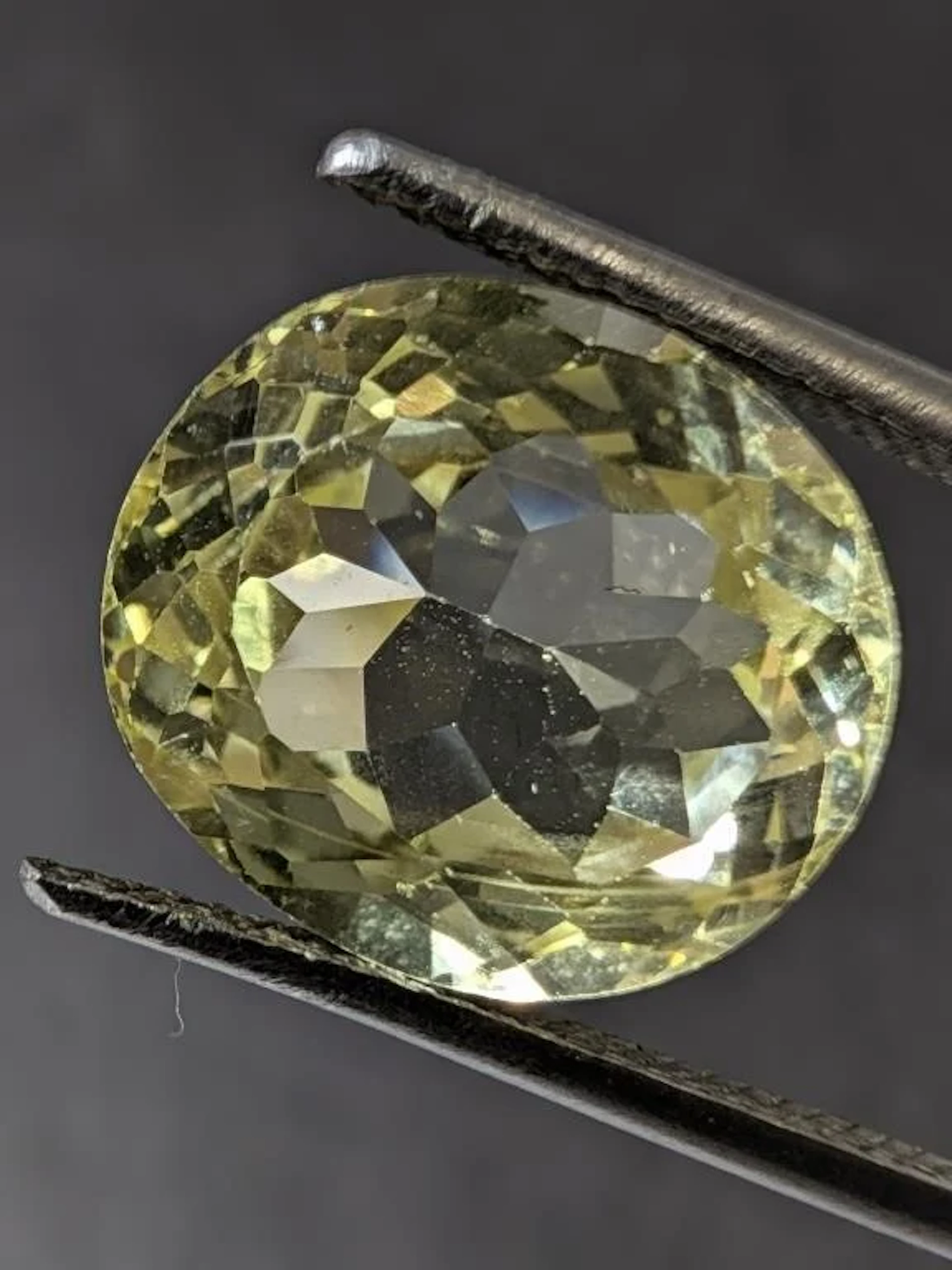 $190, Genuine Lemon Quartz (9.6ct)Gemstone, apprai
