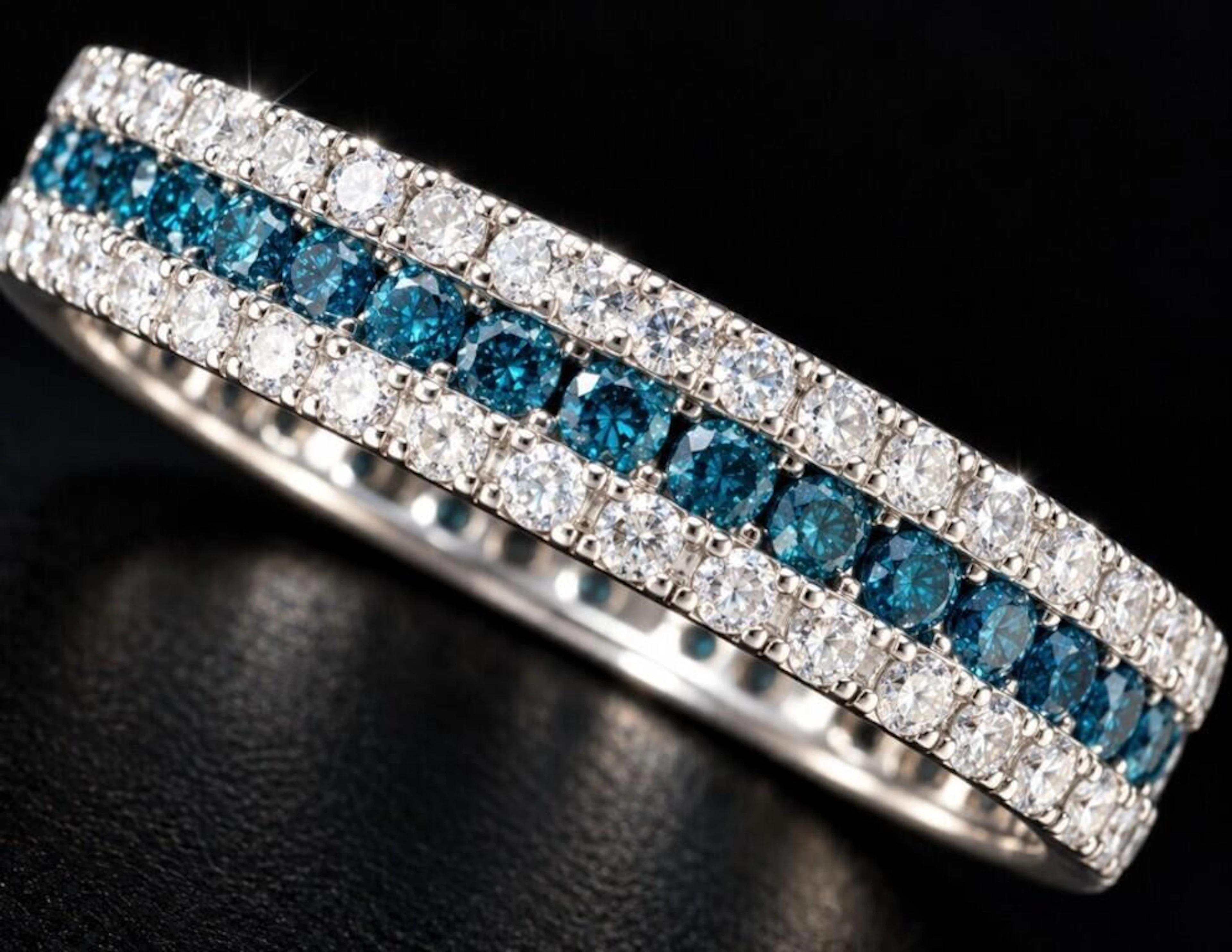 $7000, 14k(3.35g), diamond (0.26ct)ring, size 6.75