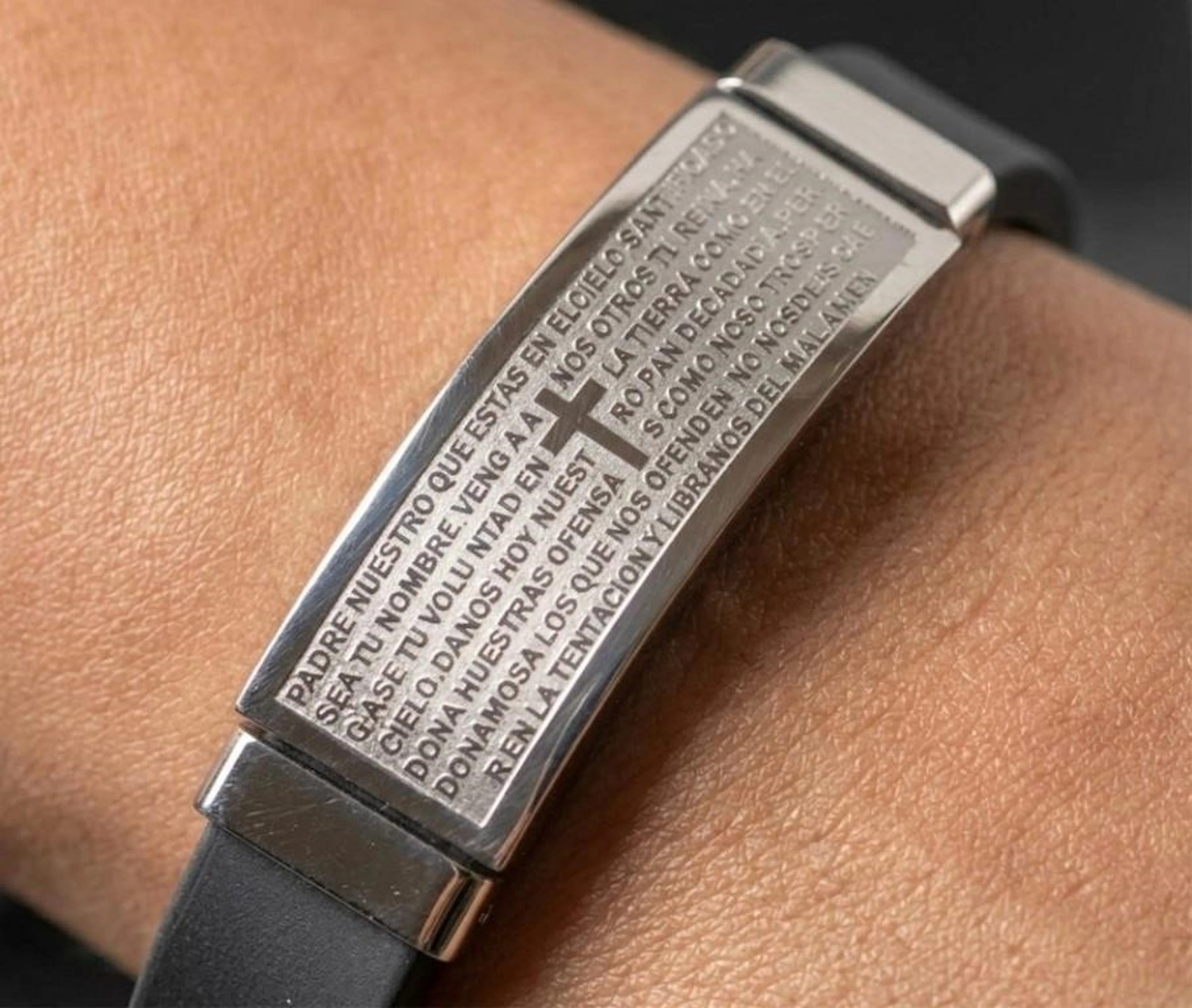 $100, stainless steel (32g), bracelet , retail val