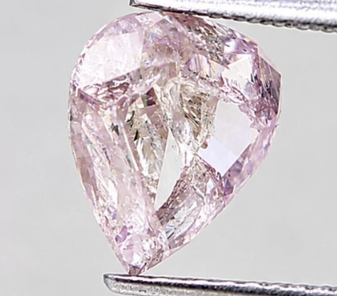 $70100* GIA Certified, natural diamond 1.94ct.Pea