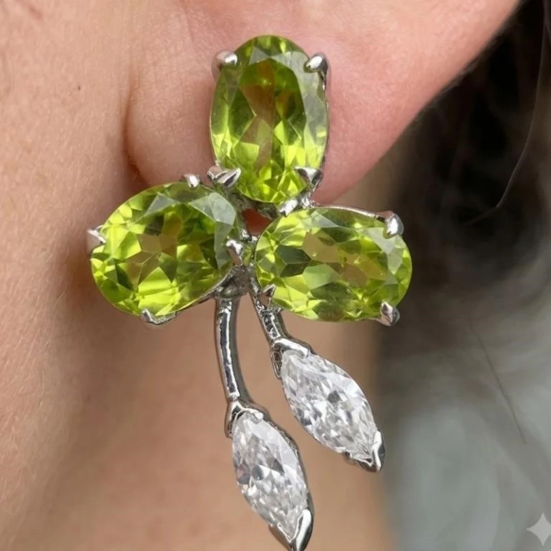 Silver 4.85g Peridot 4.55ct Earrings