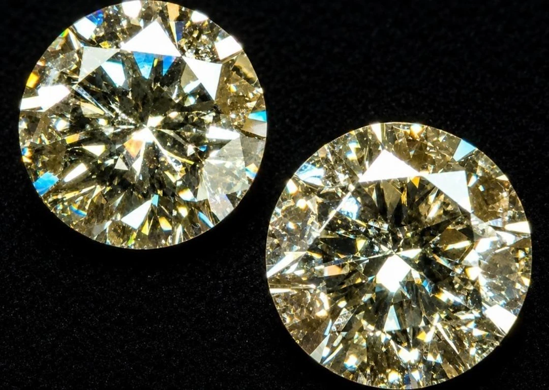 $800, loose grey lab diamond (app 1ct), retail va