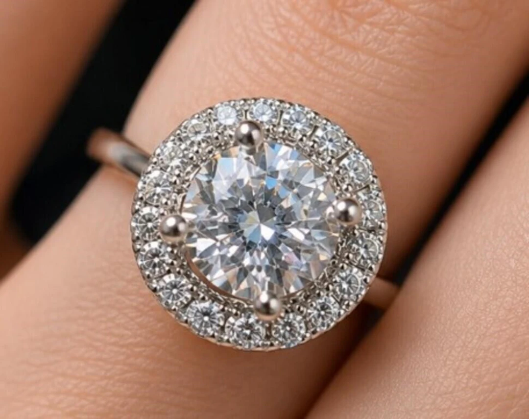 $5750, 14k(4.4g), diamond (0.8ct), diamond (0.25ct