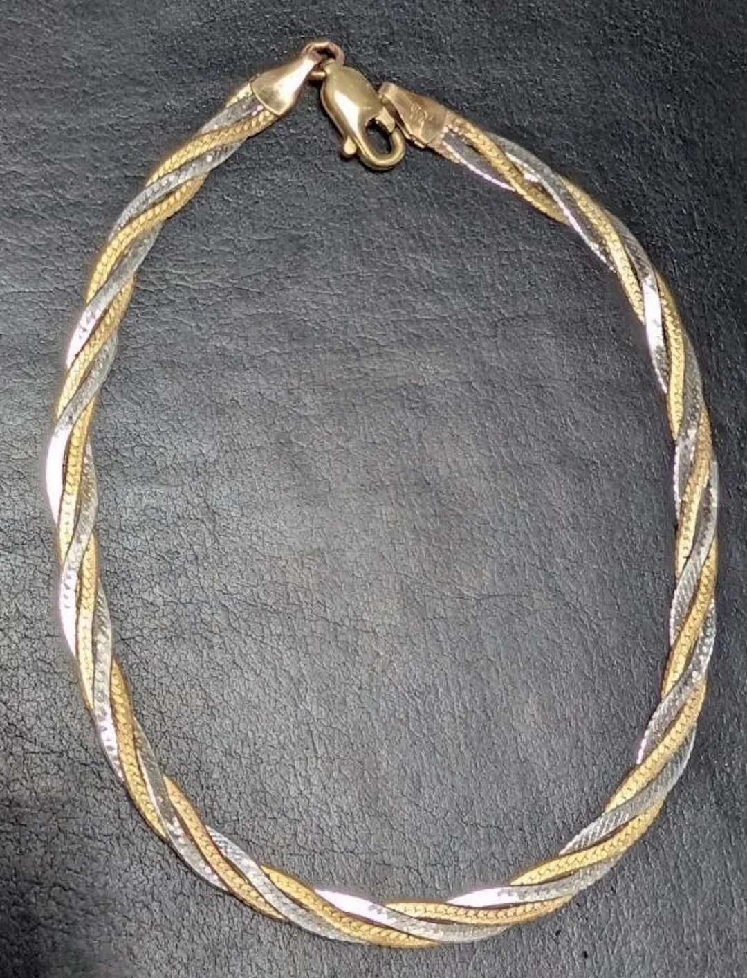 $1900, 10k(2.73g), two tone bracelet 7.5", reta