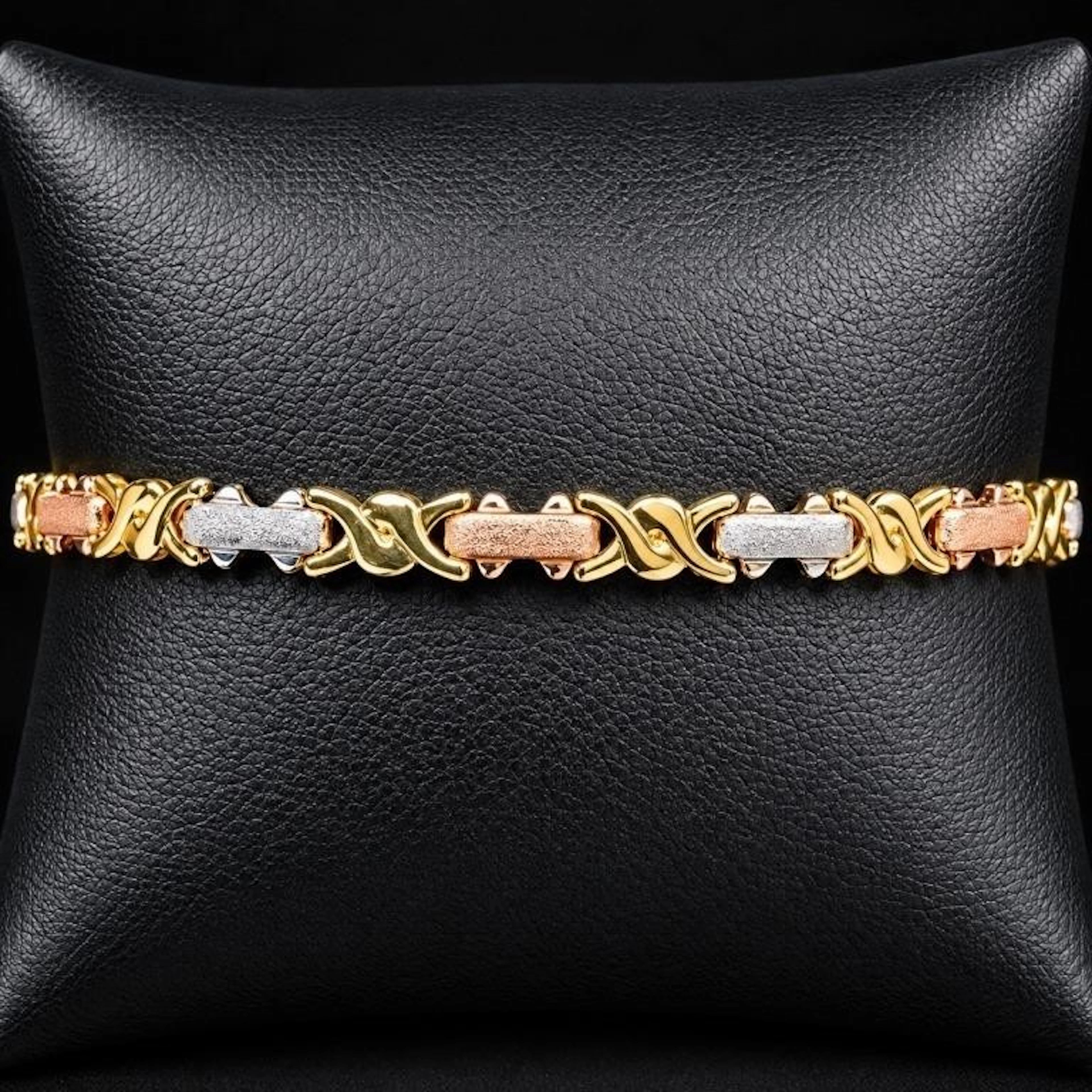 $3000, 10k(4.3g), bracelet 8", retail value $3000