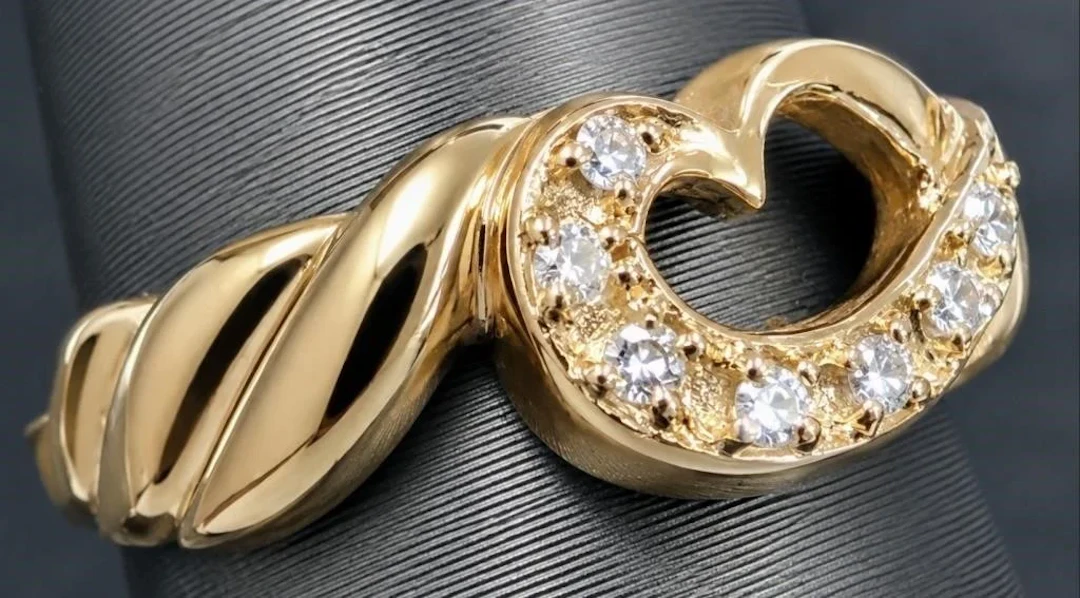 $2700, 14k(3.37g), natural diamond (0.07ct)ring