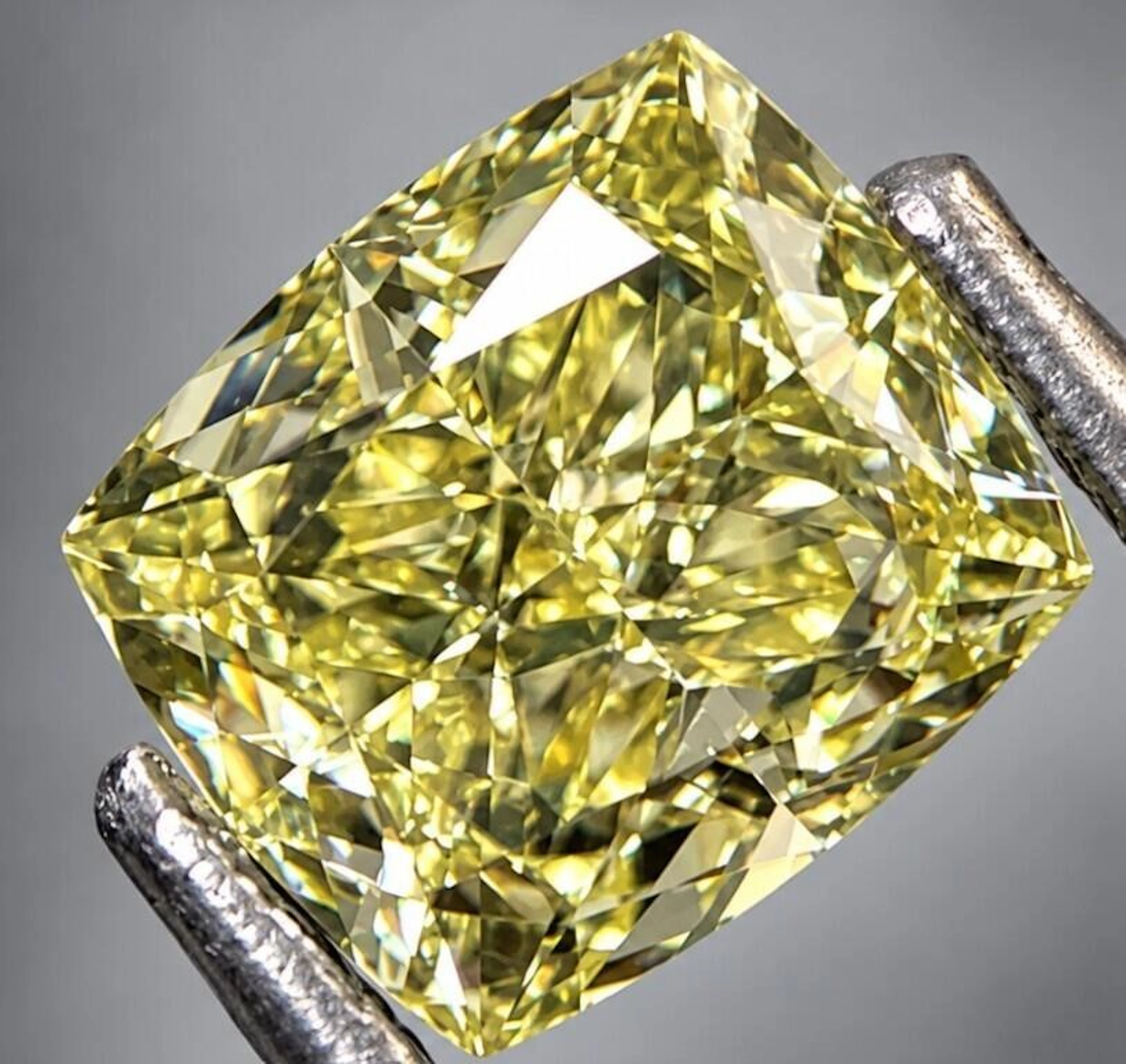 $14566 GIA Certified, natural diamond 1.01ct.CUSHI