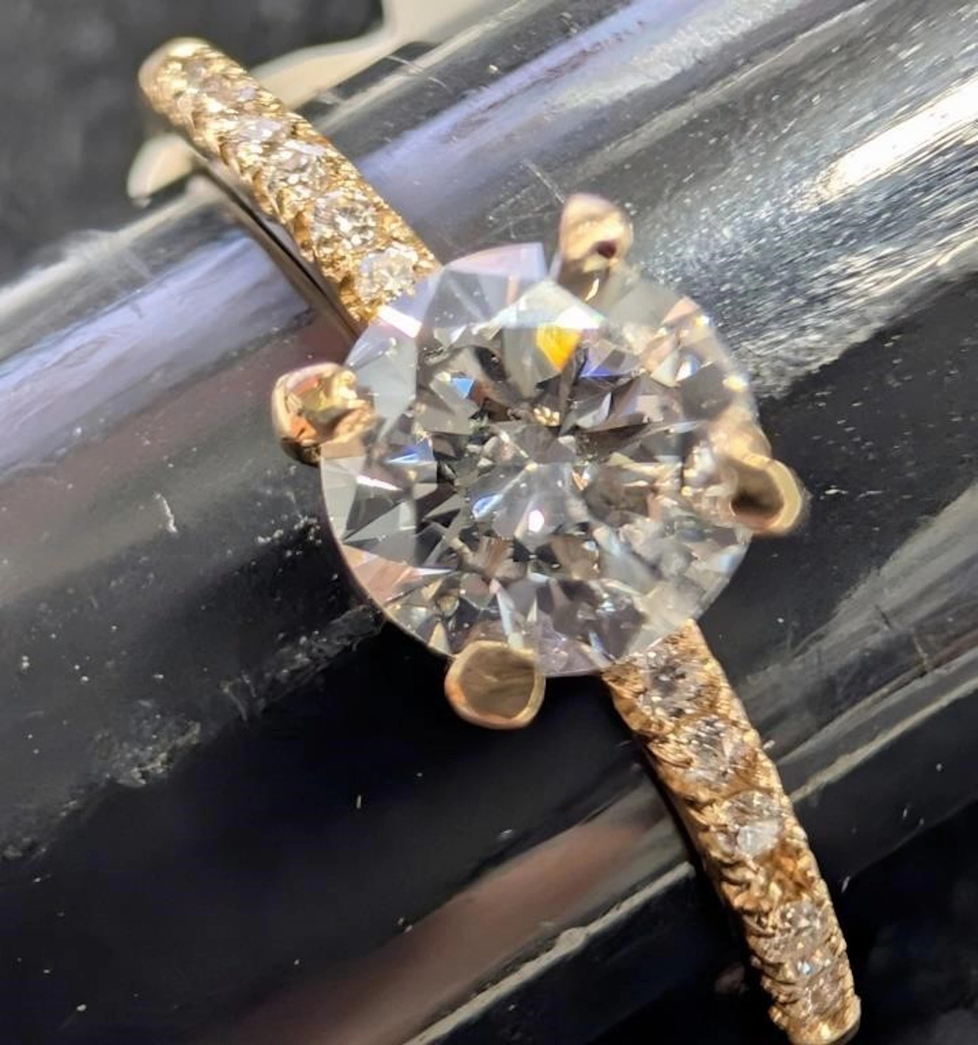 $1875, 10k(1.27g), lab diamond (0.60+0.10ct)ring