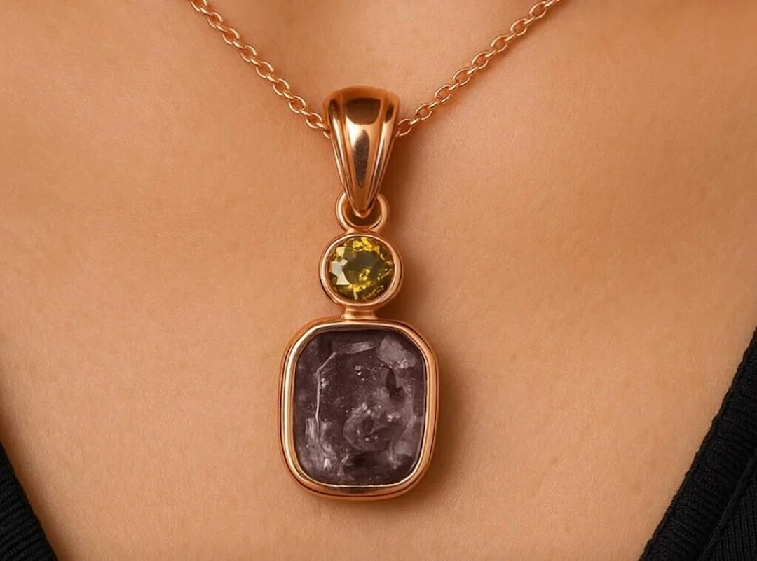 $3530, 14K(0.65g), NATURAL PINK DIAMOND (1.33+0.12