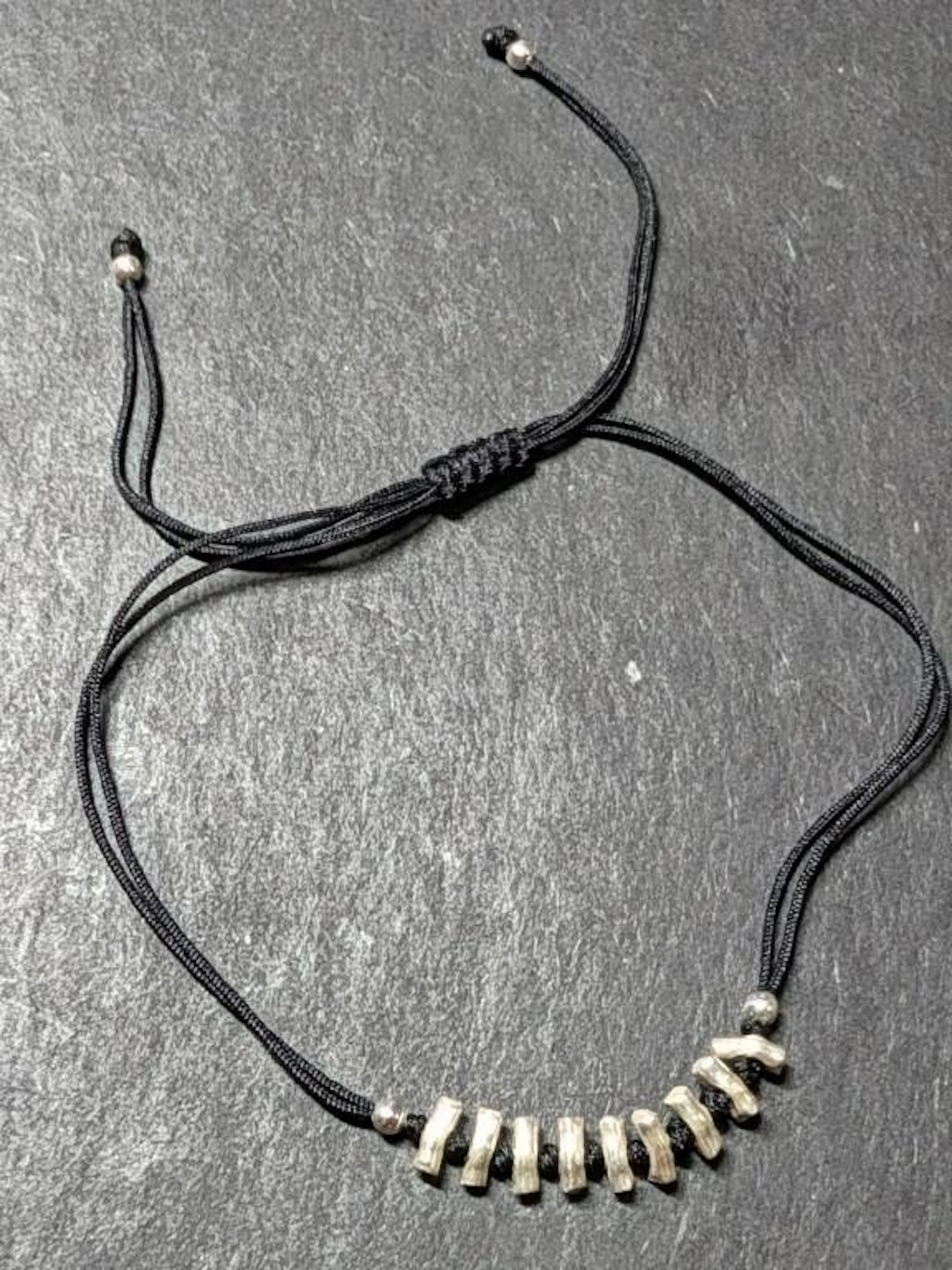 $20, Bracelet, appraised/retail value $20