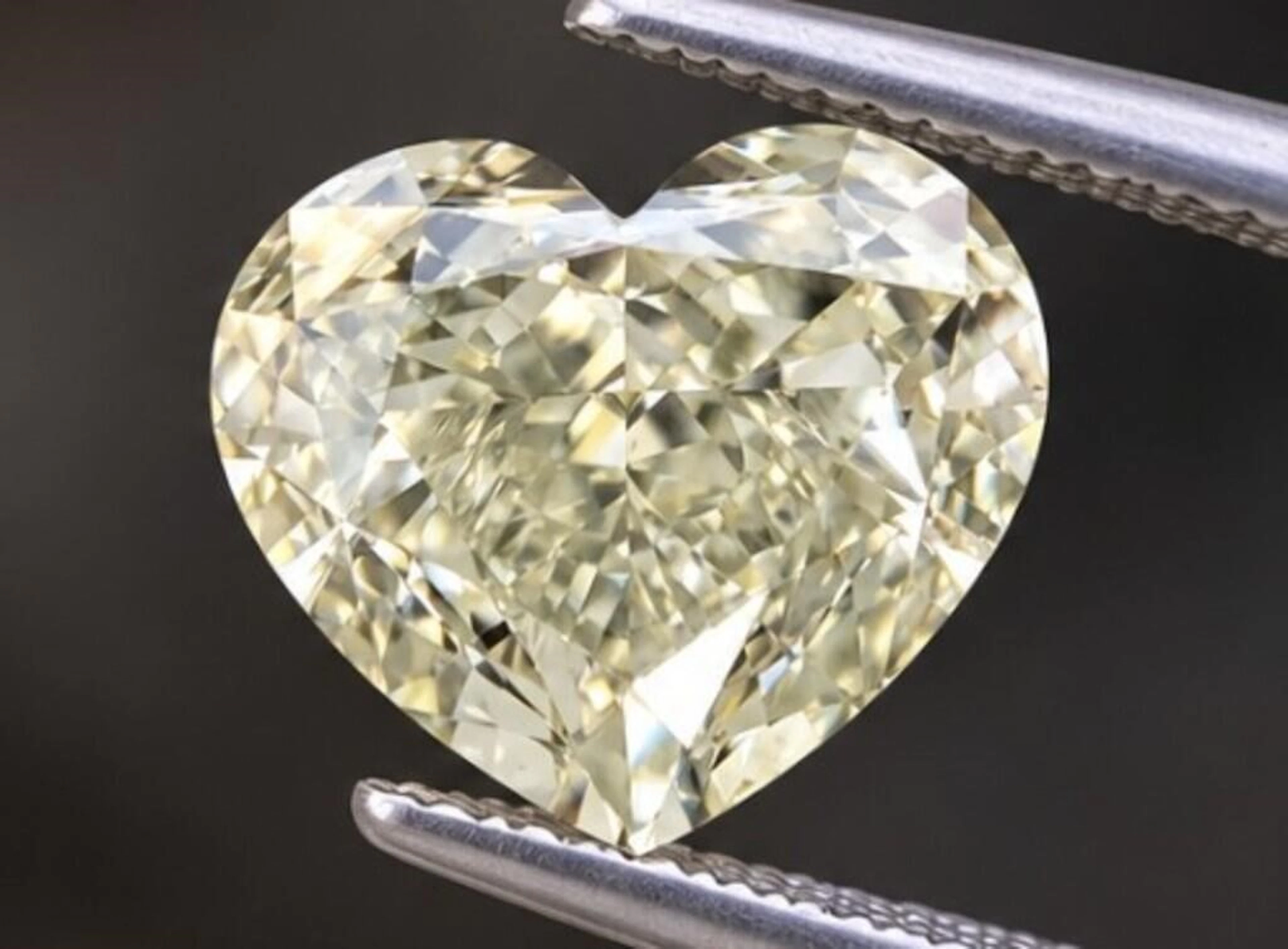$26464 GIA Certified, natural diamond 1.02ct.HEART
