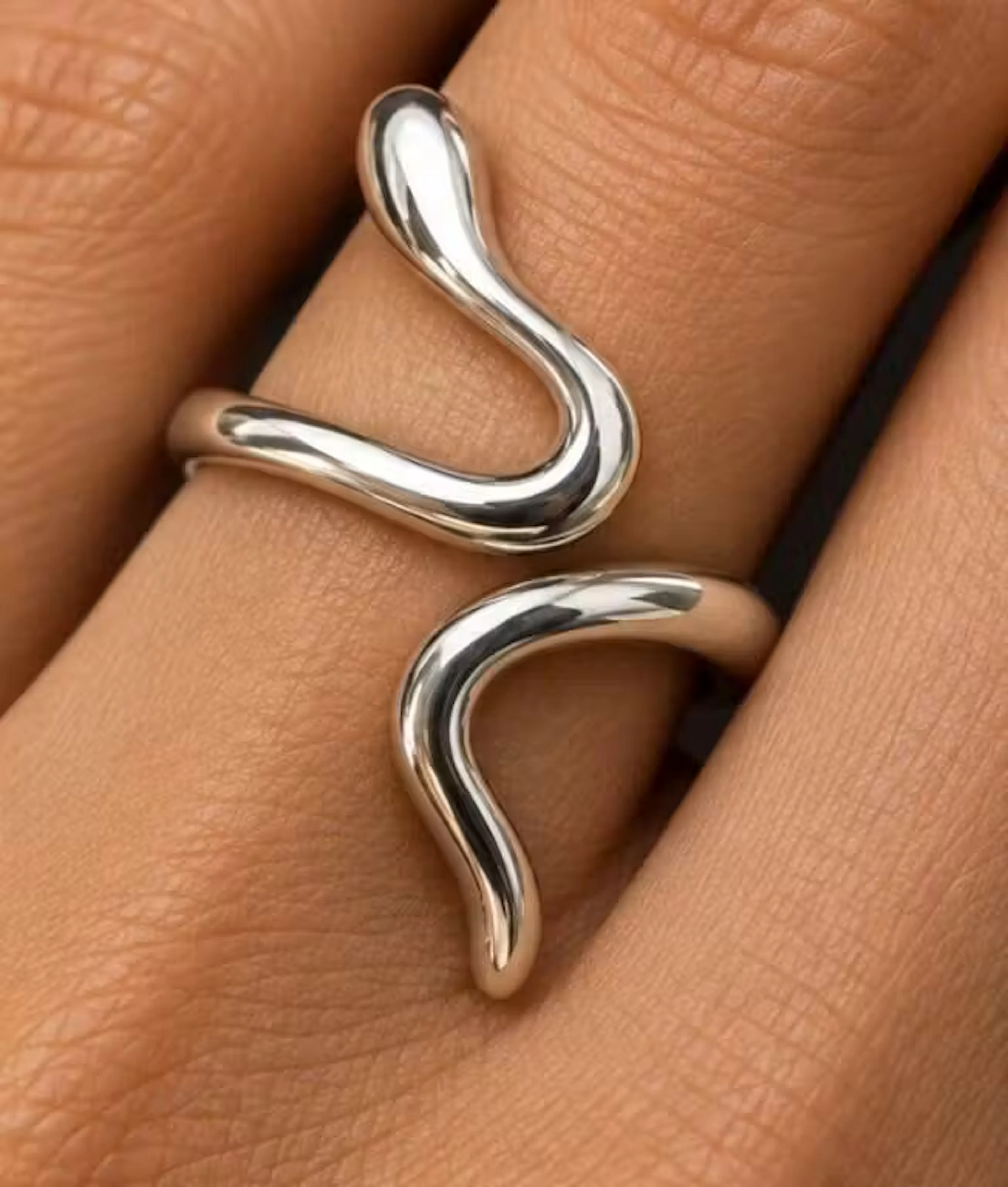$80, silver(2.2g), ring, retail value $80