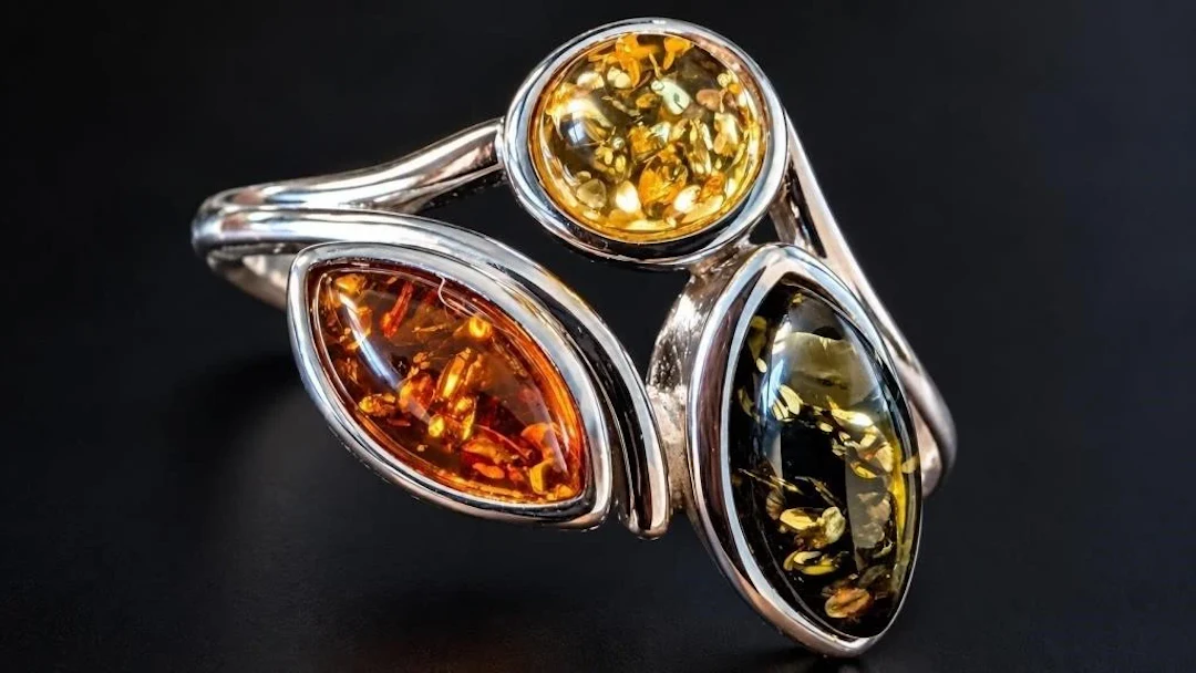 $90, silver(3.1g), ring, size , retail value $90