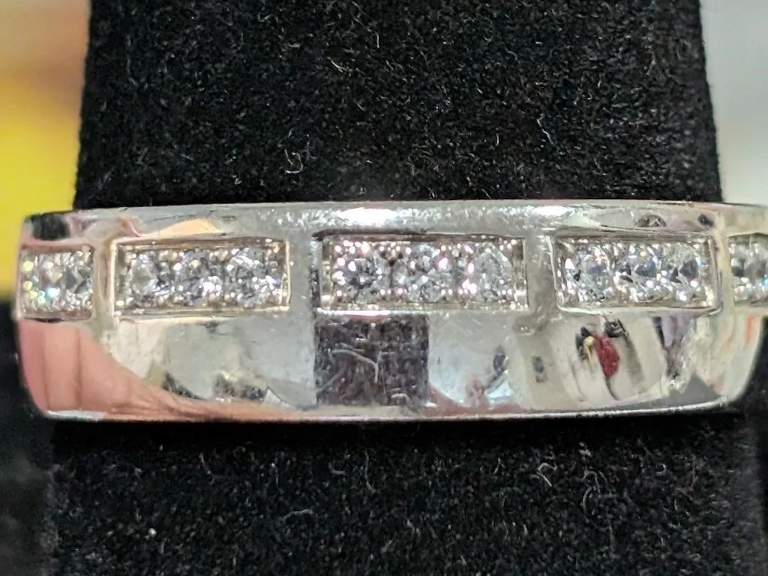 $115, Silver(4.52g), czRing, size 10, appraised/re