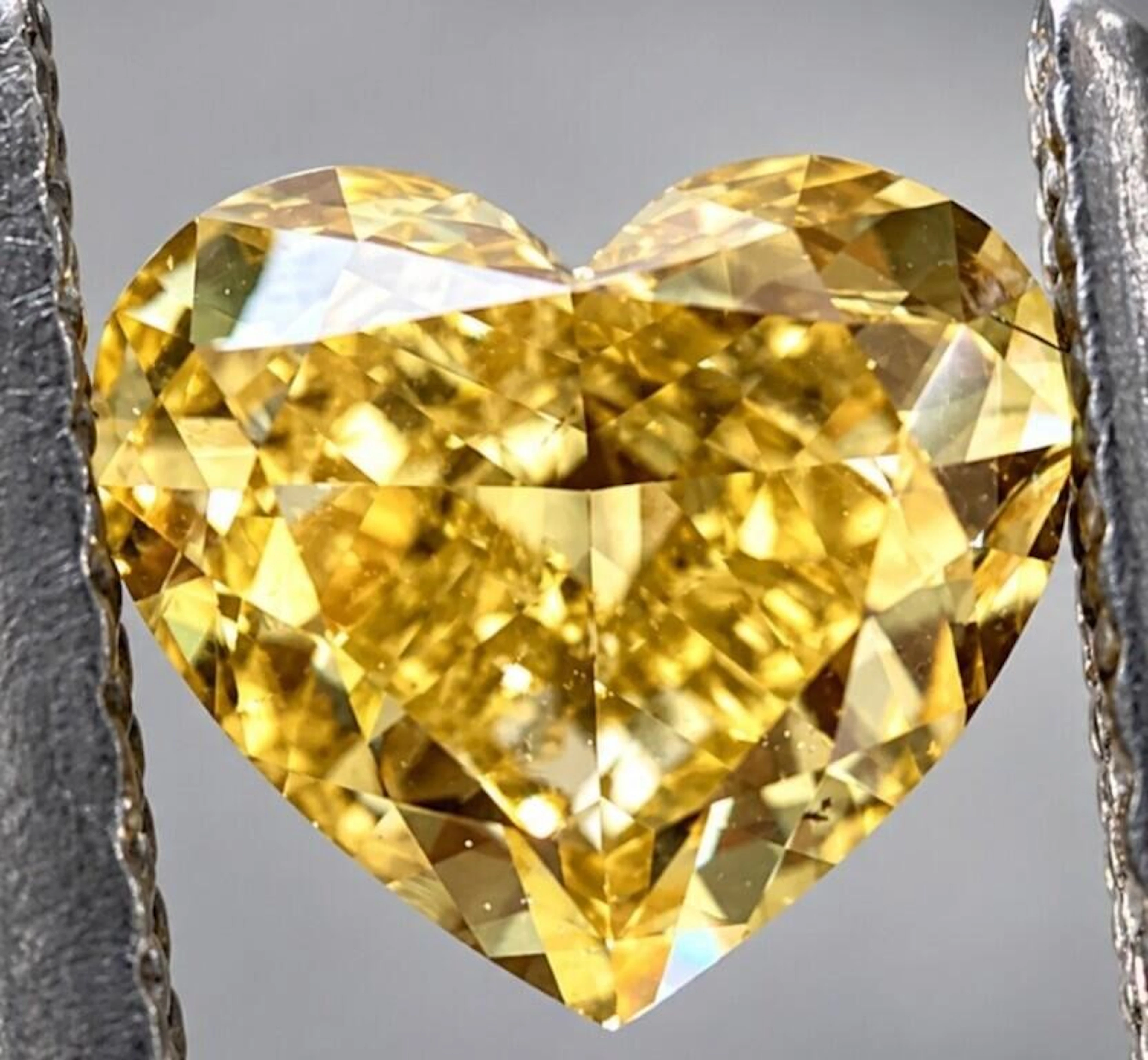 $6796 GIA Certified, natural diamond 0.67ct.HEART