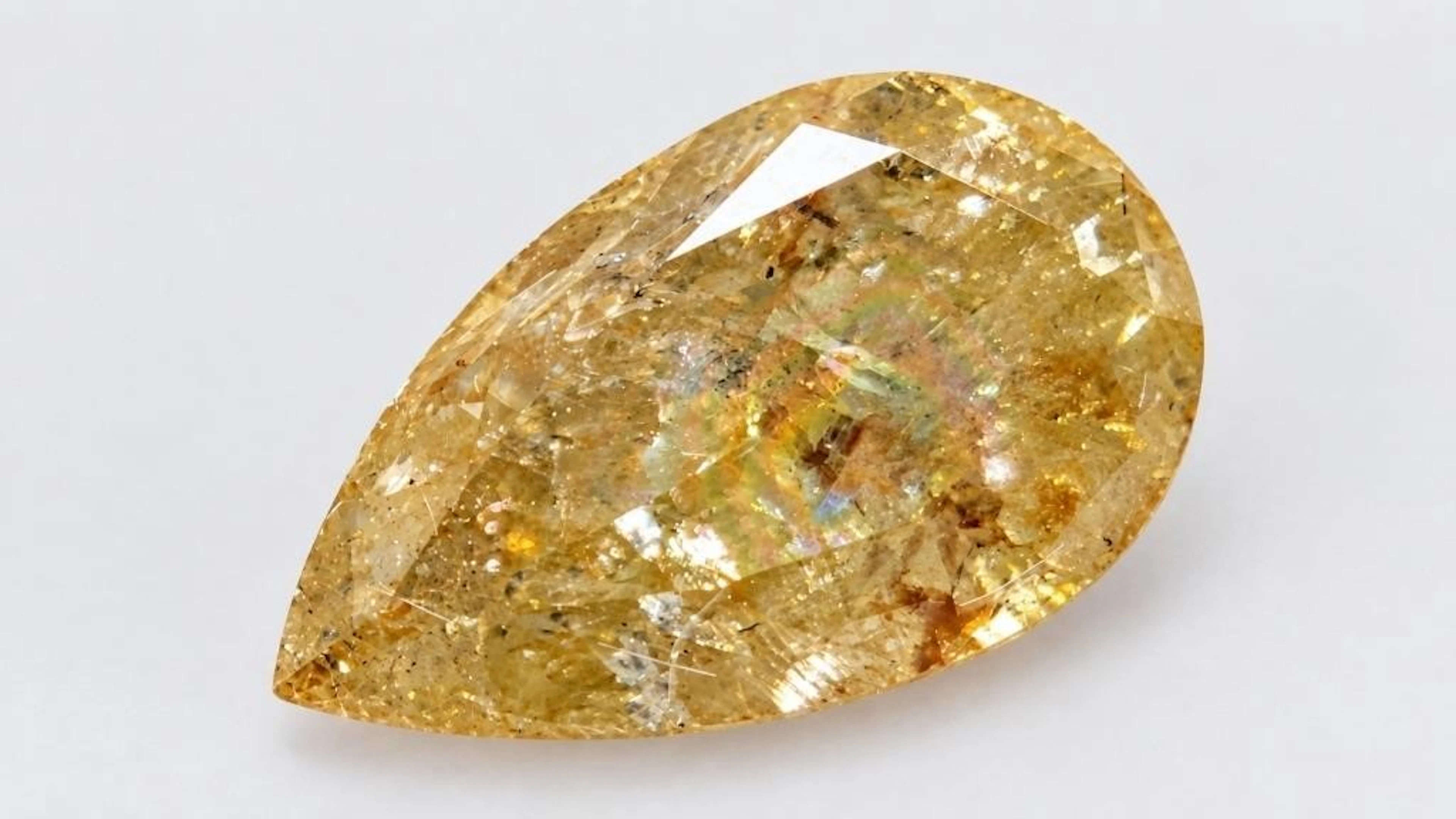 $3600, Natural fancy color diamond (0.9ct)gemstone